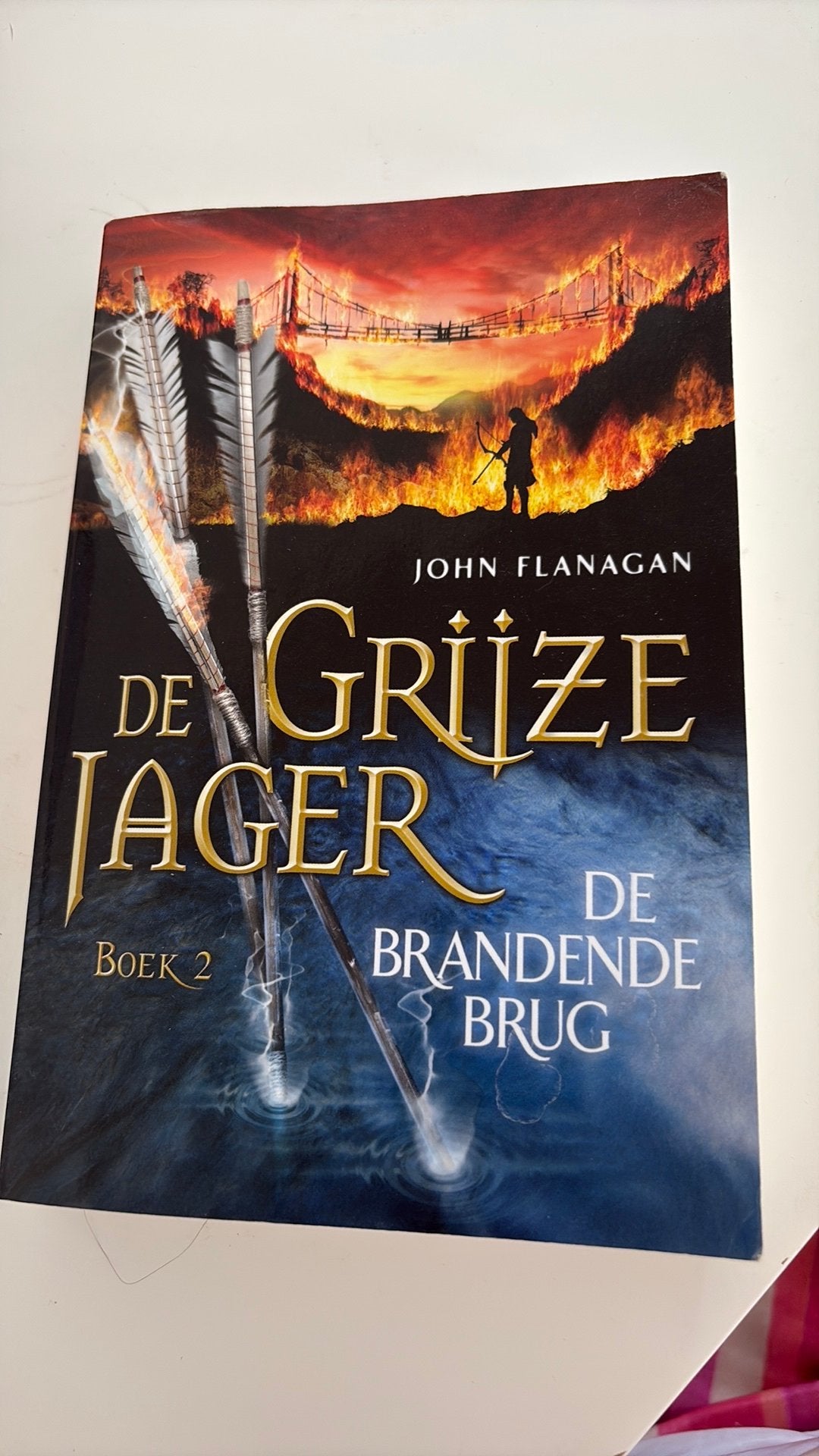 De grijze jager - De brandende brug, Ophalen, John Flanagan