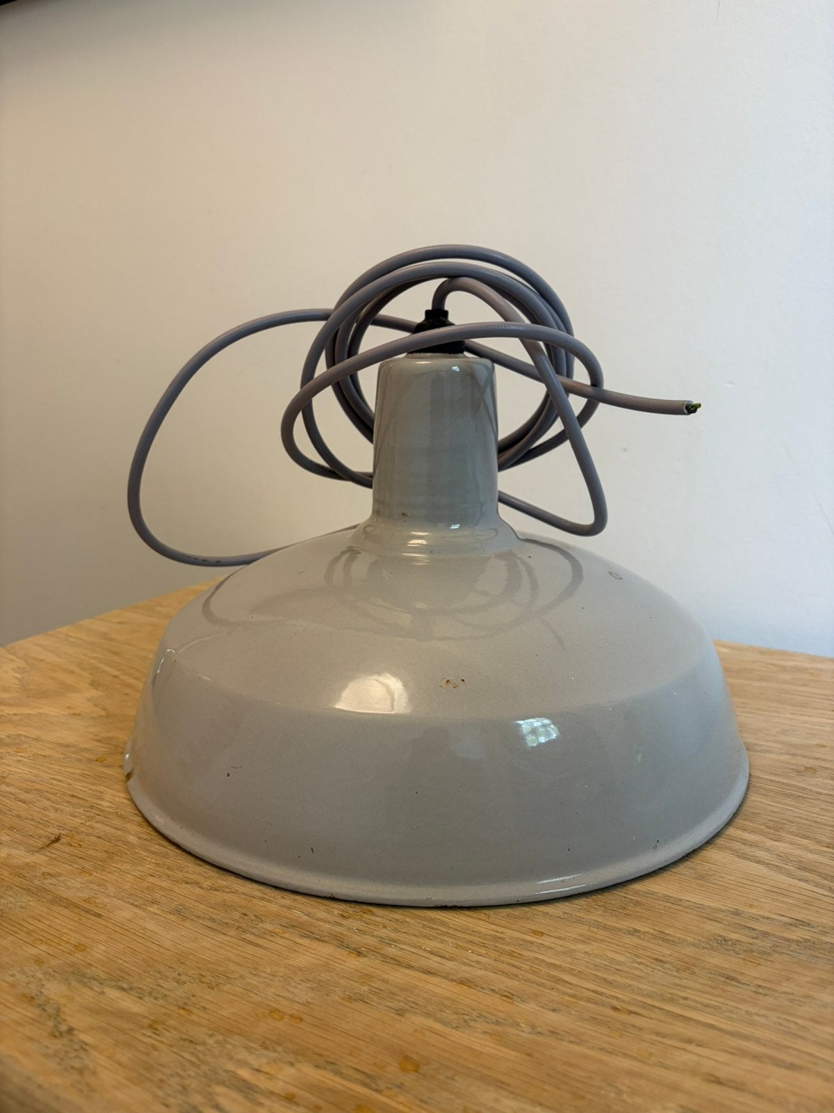 Hangaar lamp, Ophalen, Gebruikt