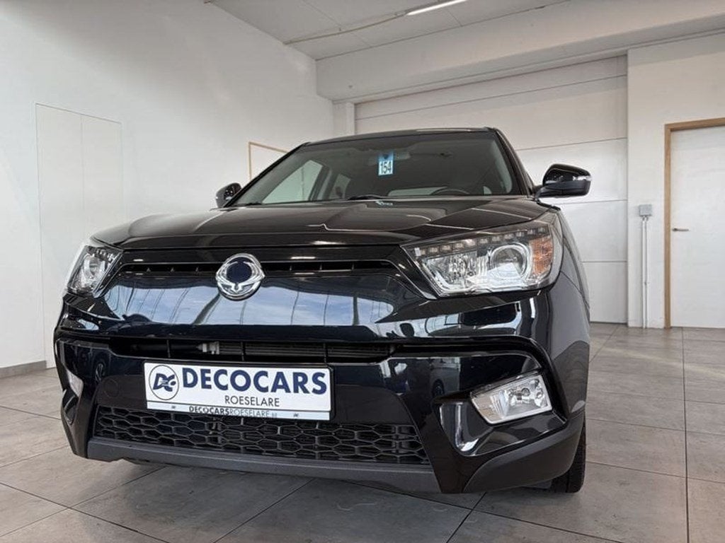 SsangYong Tivoli Camera / Airco / Cruise Control / Bleutoot, Autos, Achat, Euro 6, Noir, 5 portes