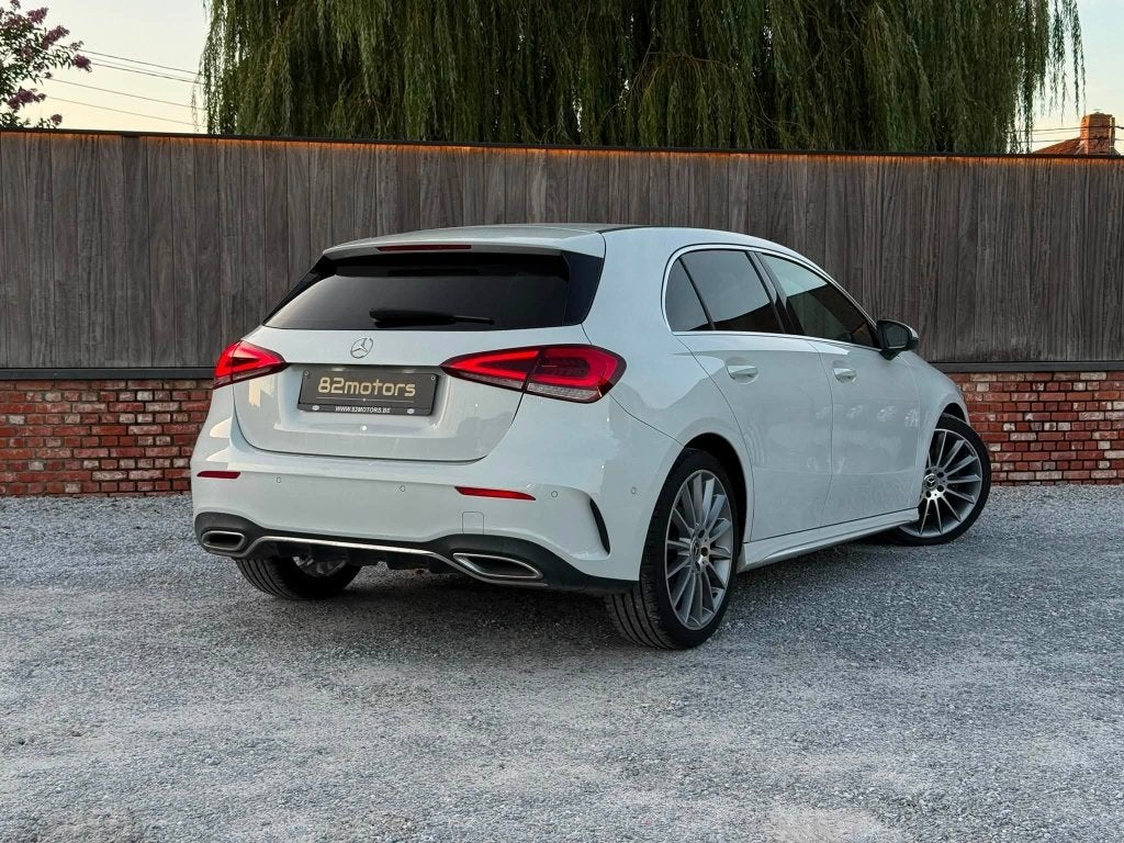 mercedes a180d/amg/led/carplay/camera/sportzetels/automaat, Auto's, Mercedes-Benz, 4 cilinders, 1445 kg, Wit, Bedrijf