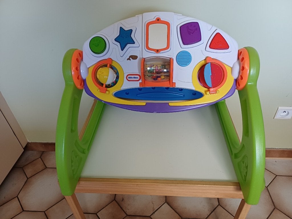 Little Tikes Activiteitentafel, Ophalen, Zo goed als nieuw, Babygym, Met licht