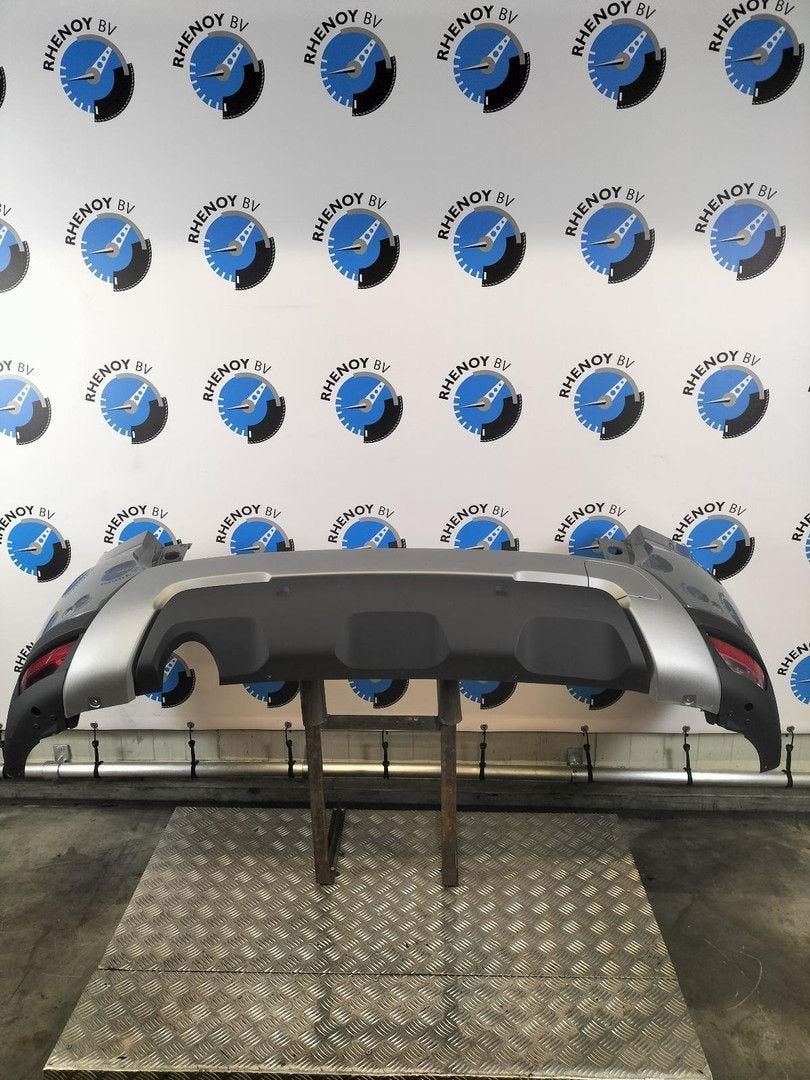 DACIA DUSTER BUMPER ACHTER 850101569S 2018, Auto-onderdelen, Gebruikt, Ophalen of Verzenden, Achter, Bumper