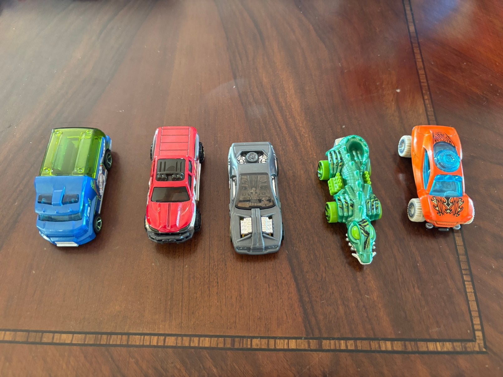 Hot Wheels City vs. Toxic Creatures 5-Pack, Hobby & Loisirs créatifs, Voitures miniatures | 1:18, Enlèvement ou Envoi, Comme neuf