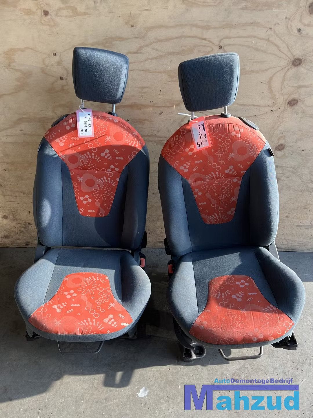 FORD KA 2 ZWART ROOD Interieur compleet 2008-2016, Autos : Pièces & Accessoires, Info@ford.com, Ford Motor Company, American Road 1
48126  Dearborn