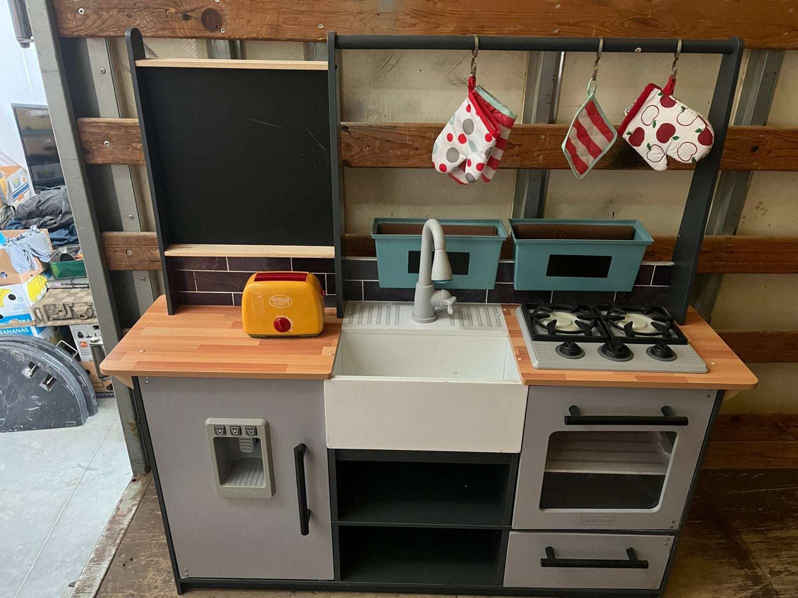 Speelkeuken met verschillende attributen, Ophalen, Zo goed als nieuw, Speelkeuken