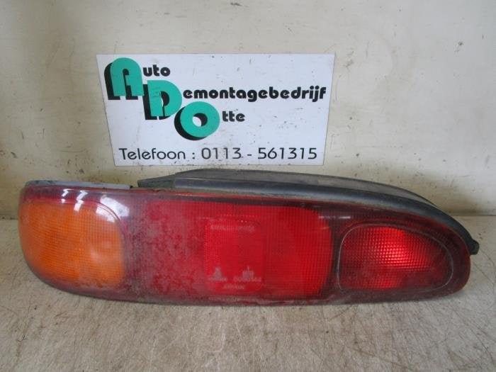 Feu arrière gauche d'un Mazda MX-6 (MX-6 92-), -, Mazda, Utilisé, -