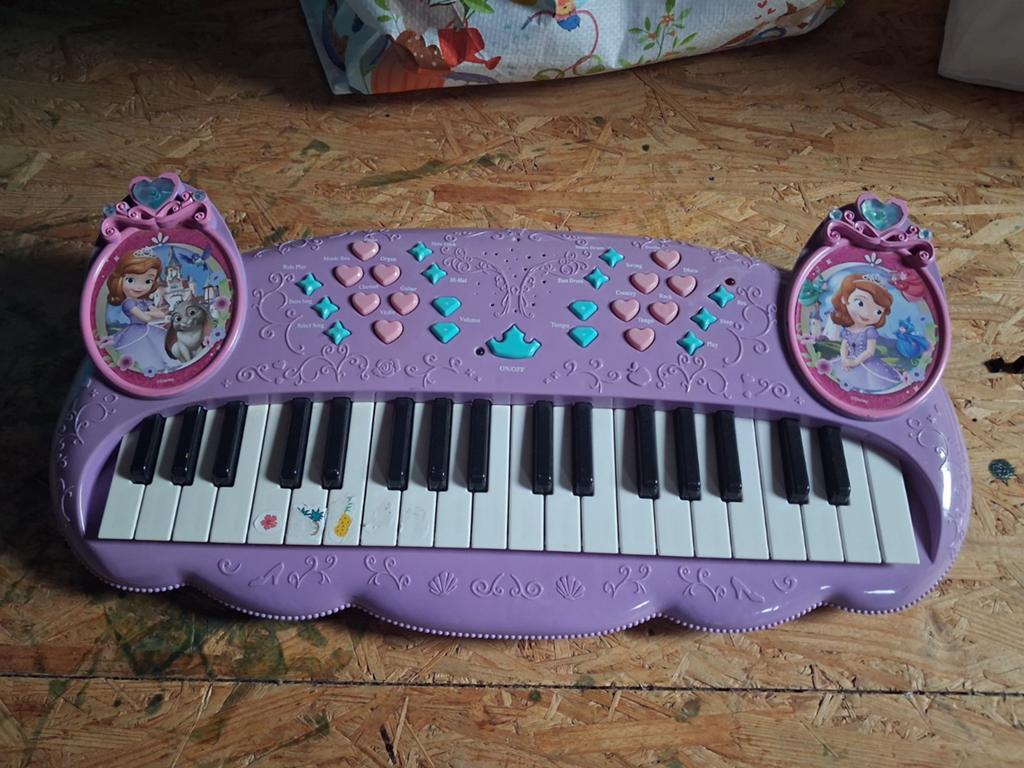 Piano princesse sofia, Muziek en Instrumenten, Keyboards