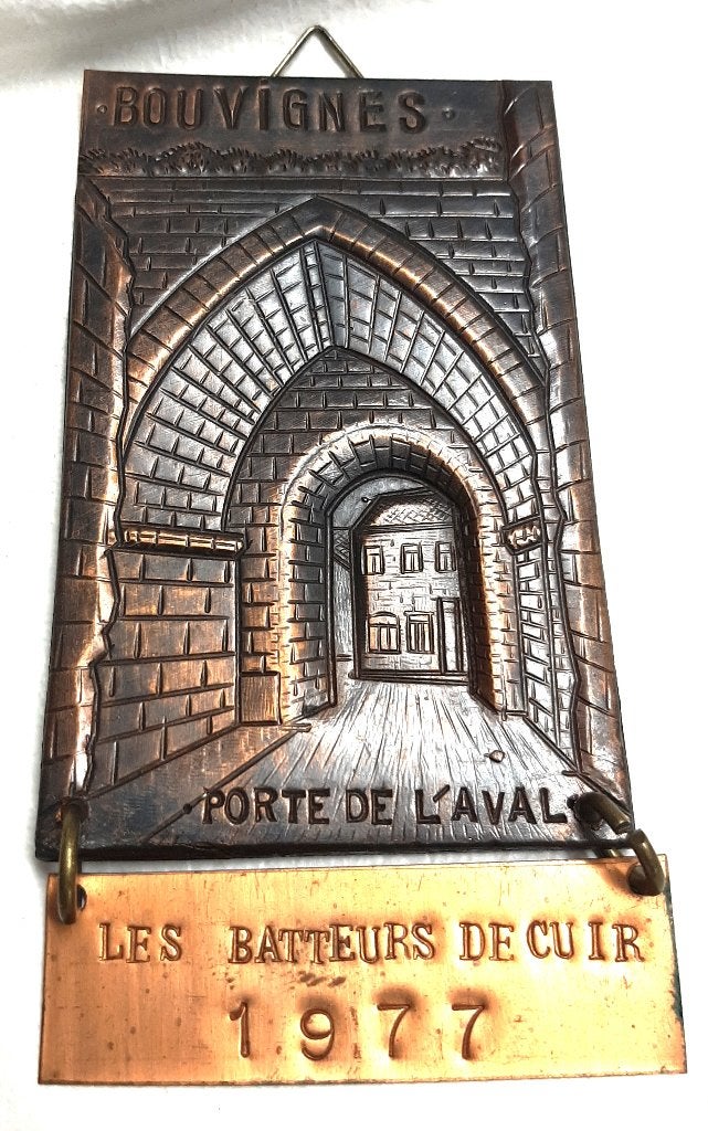 Plaque en cuivre - la "Porte de l'Aval" à Bouvignes 1977, Enlèvement ou Envoi, Cuivre