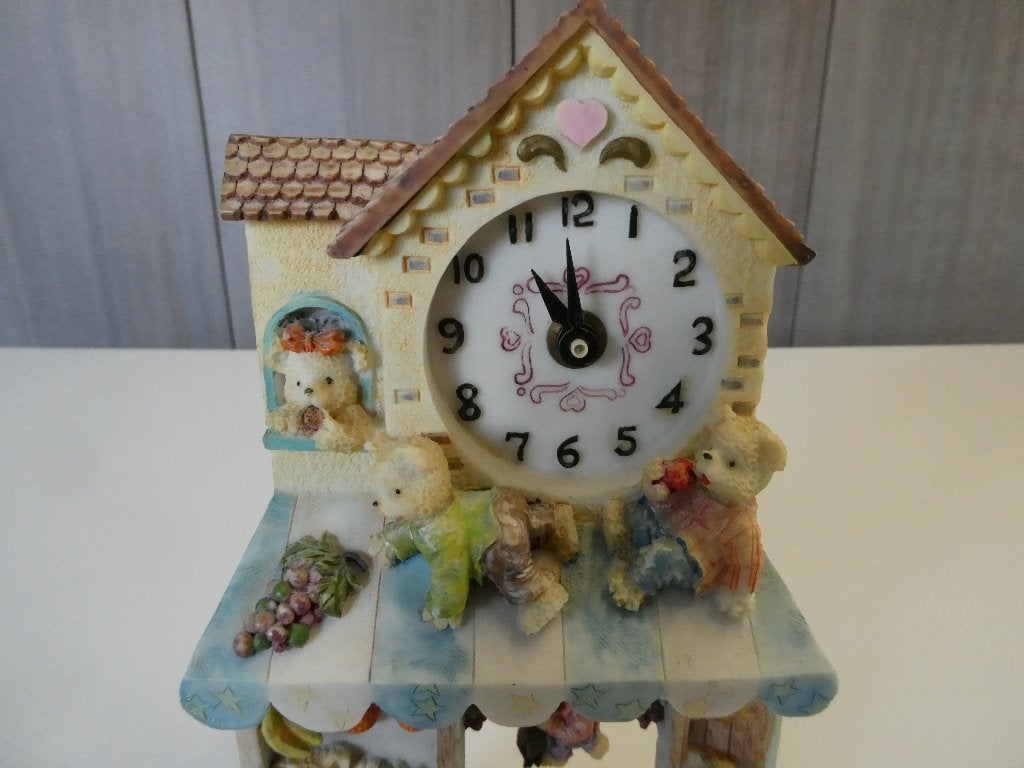 Belle horloge avec cloche à ours, Multicolore, Campagne, Enlèvement ou Envoi, Fonctionne sur piles