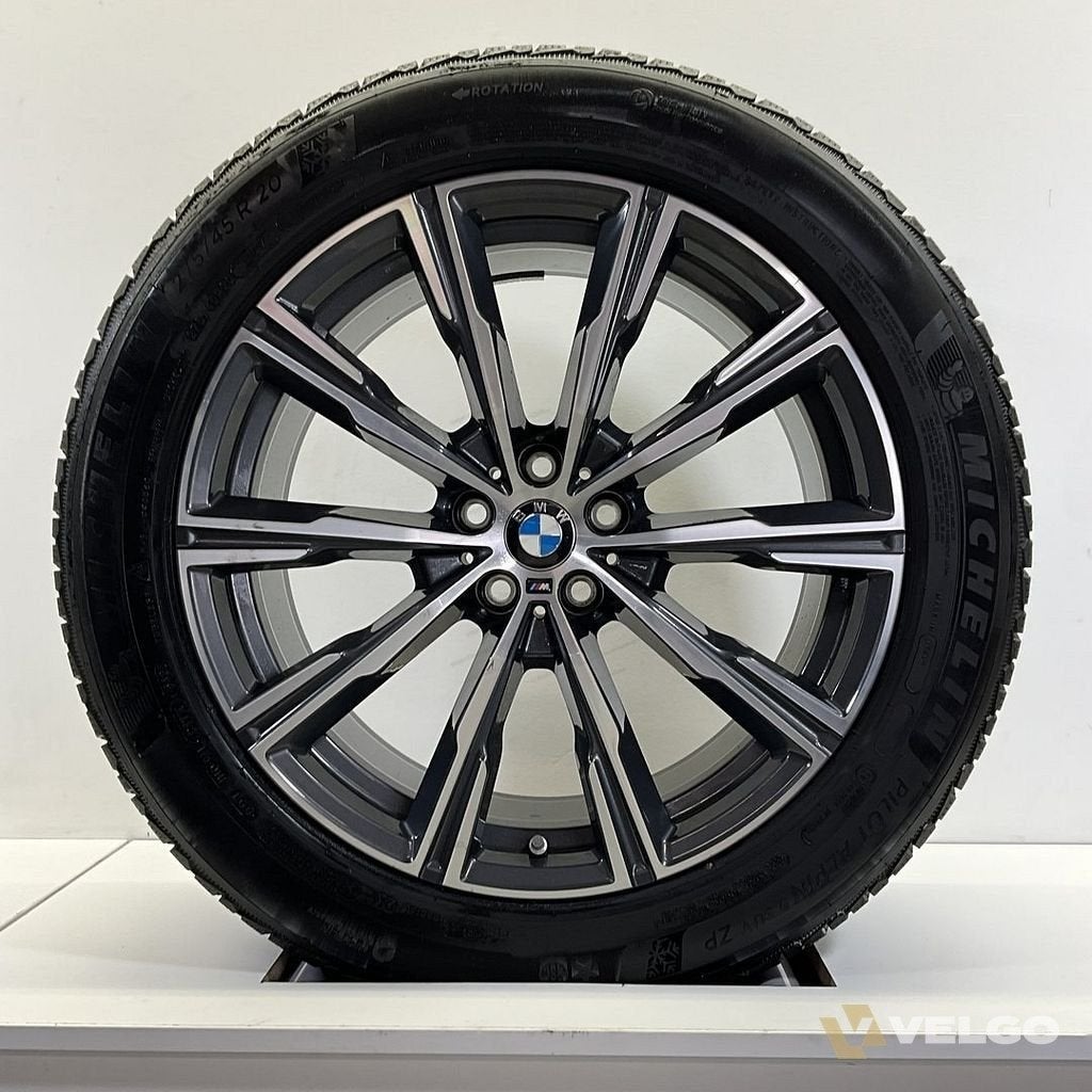 BMW X5 G05 EN X6 G06 SET VELGEN + WINTERBANDEN 20 INCH ORIG., Auto-onderdelen, Gebruikt, -, 275 mm, -