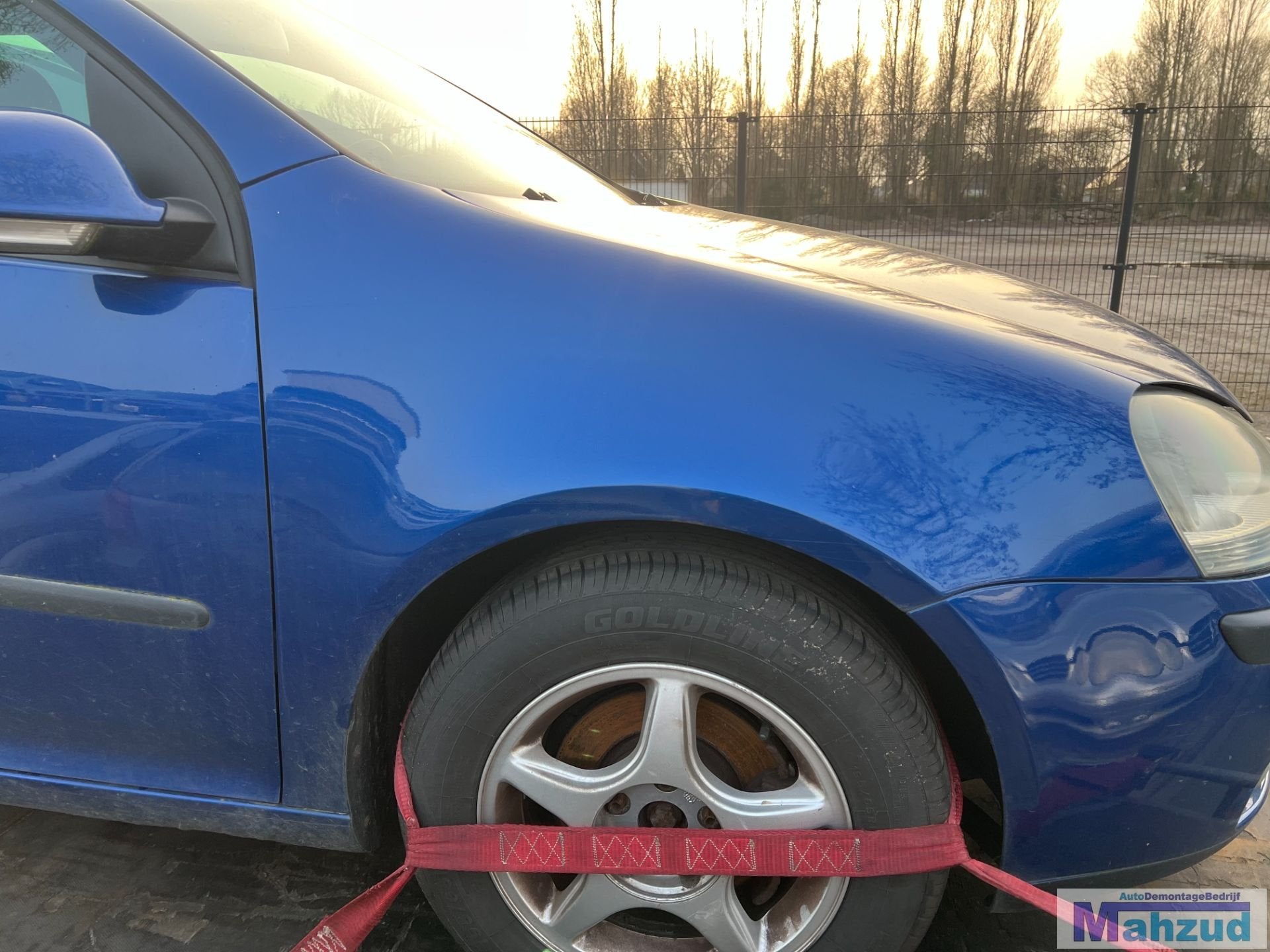 Aile avant droite lat rale pour VW Golf 5 bleue LC5J (2004-2, Autos : Pièces & Accessoires, Volkswagen, Volkswagen AG, Vw@volkswagen.de