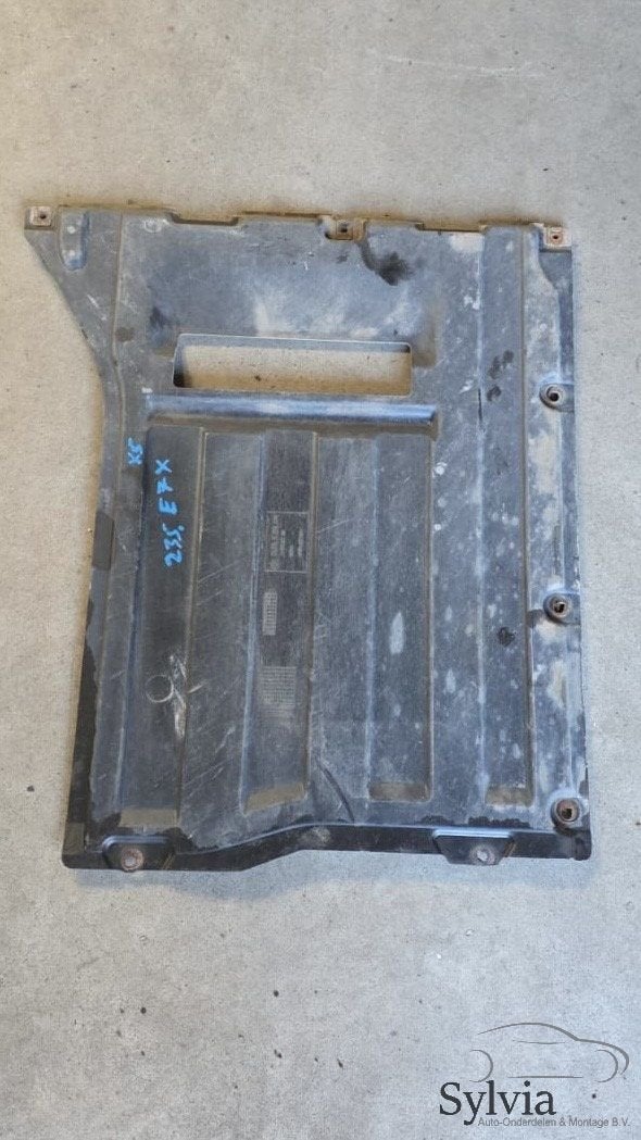 Bodemplaat onderplaat midden BMW X5 / X6 E70 E71 51757160235, Gebruikt, -, -, Ophalen of Verzenden