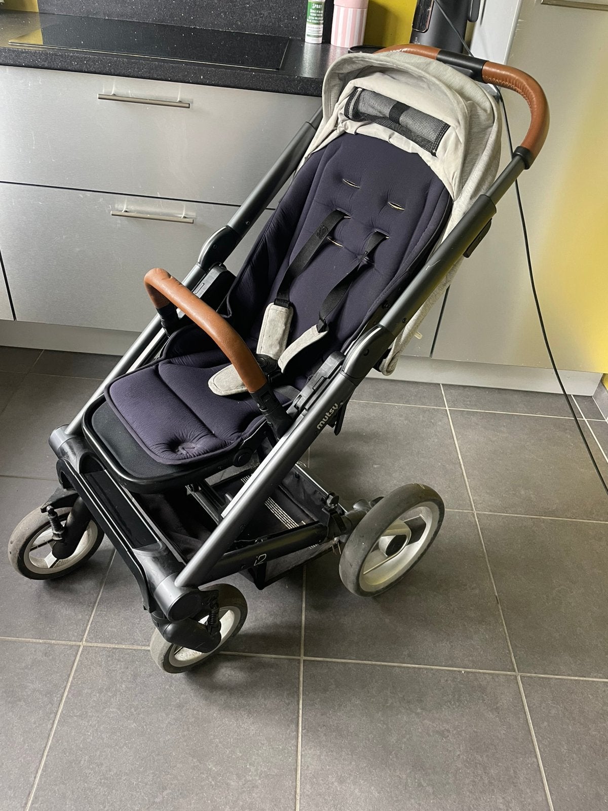 Buggy mutsy i2, Enfants & Bébés, Enlèvement, Utilisé, Protection de pluie