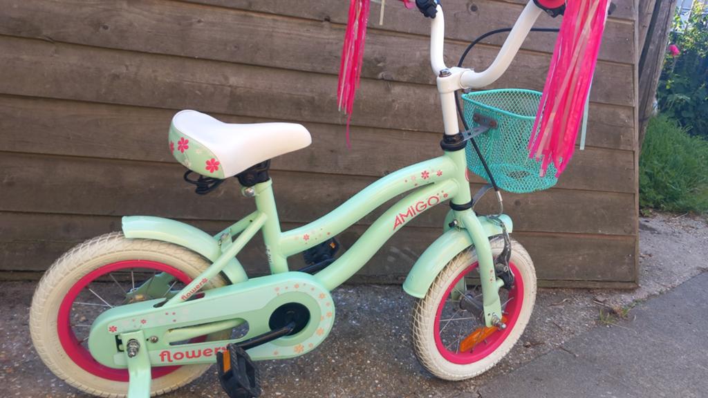 Kinderfiets Amigo flower 12 inch, Ophalen, Zo goed als nieuw