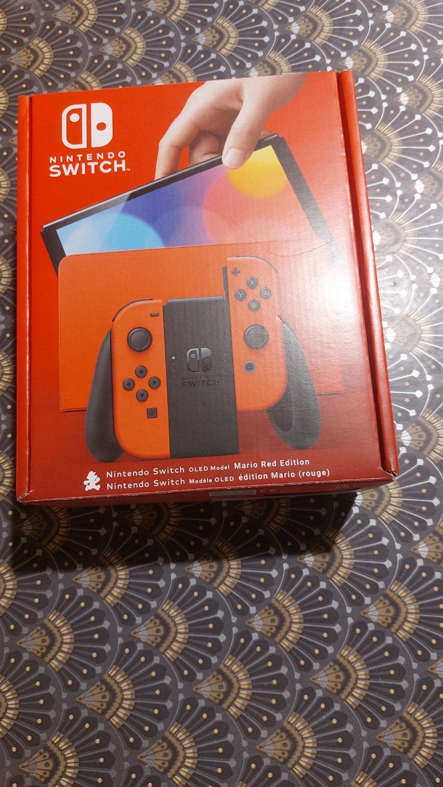 switch oled mario limited edition, Switch OLED, Comme neuf, Avec jeux, Sans contrôleur