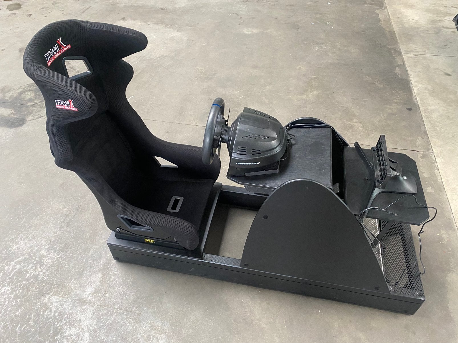 Race-simulator (T300RS GT + Frame + Kuipstoel), Games en Spelcomputers, Spelcomputers | Overige, Ophalen, Zo goed als nieuw