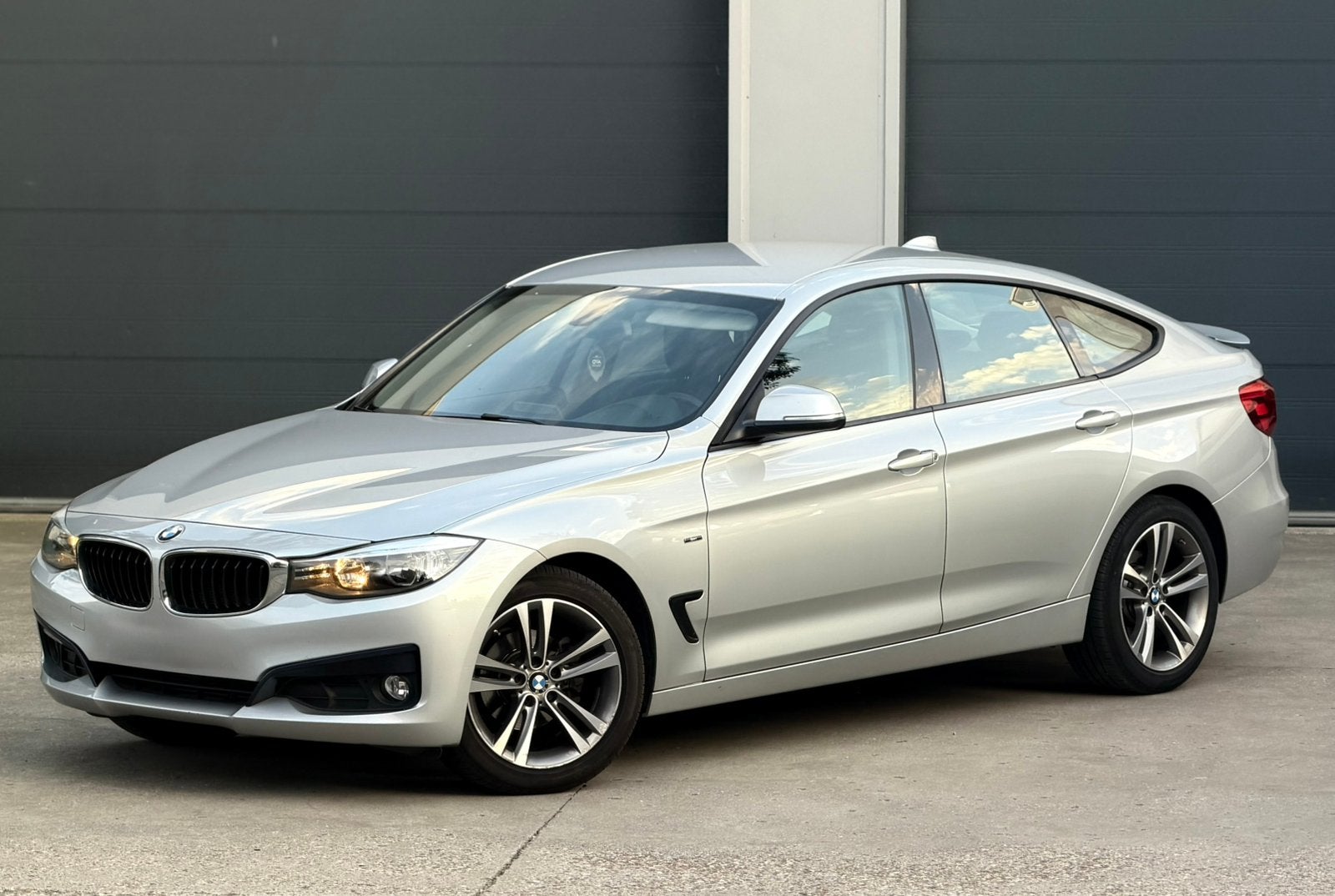 BMW 318D GT | 2015 | EURO 6B, Auto's, Automaat, Leder, 105 kW, Diesel