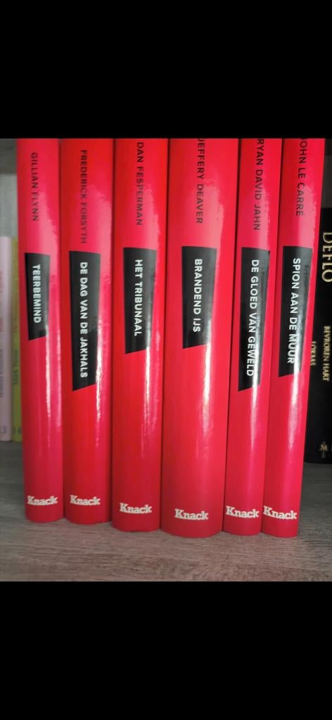 Reeks boeken, Ophalen, Zo goed als nieuw, België