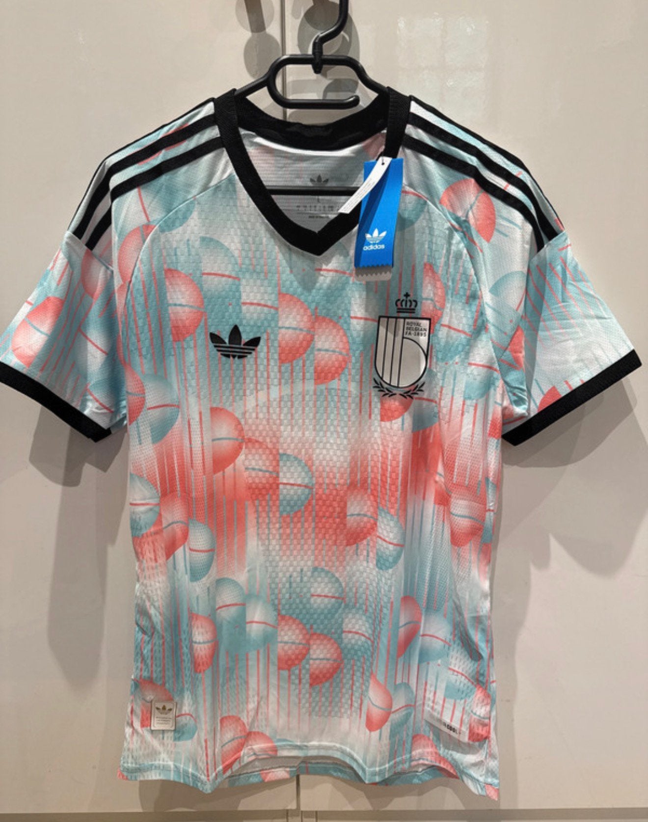Uitshirt België 2026, Taille L, Enlèvement ou Envoi, Neuf, Maillot