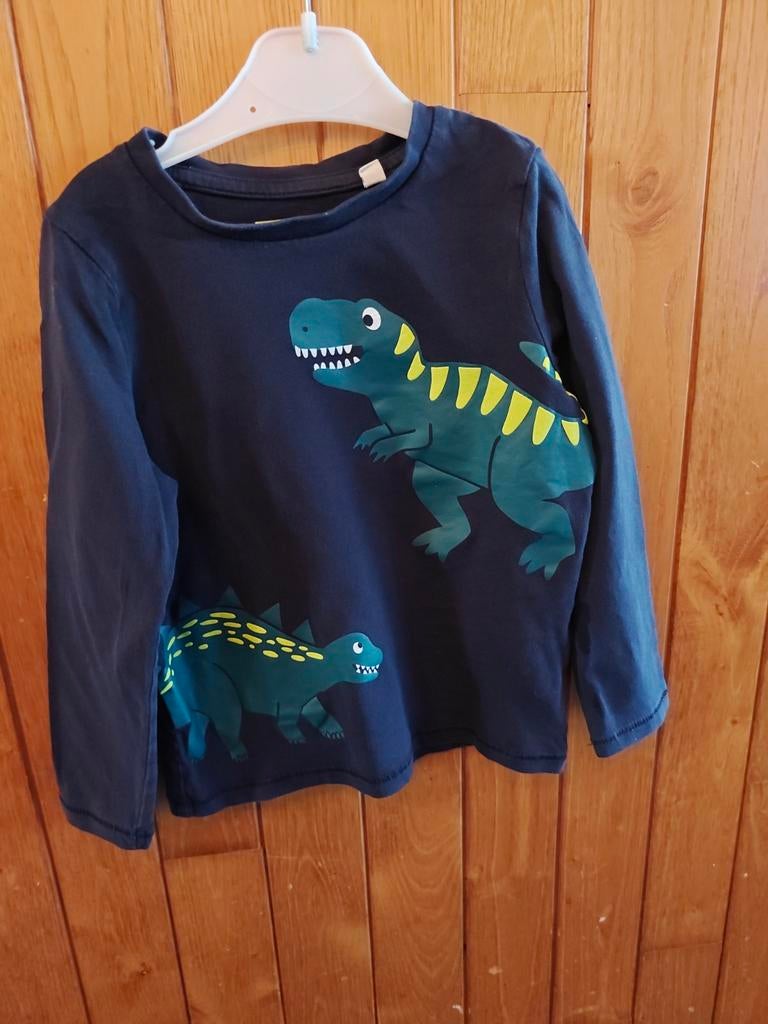 Long sleeve met dino's, Ophalen, C&A, Zo goed als nieuw, Shirt of Longsleeve
