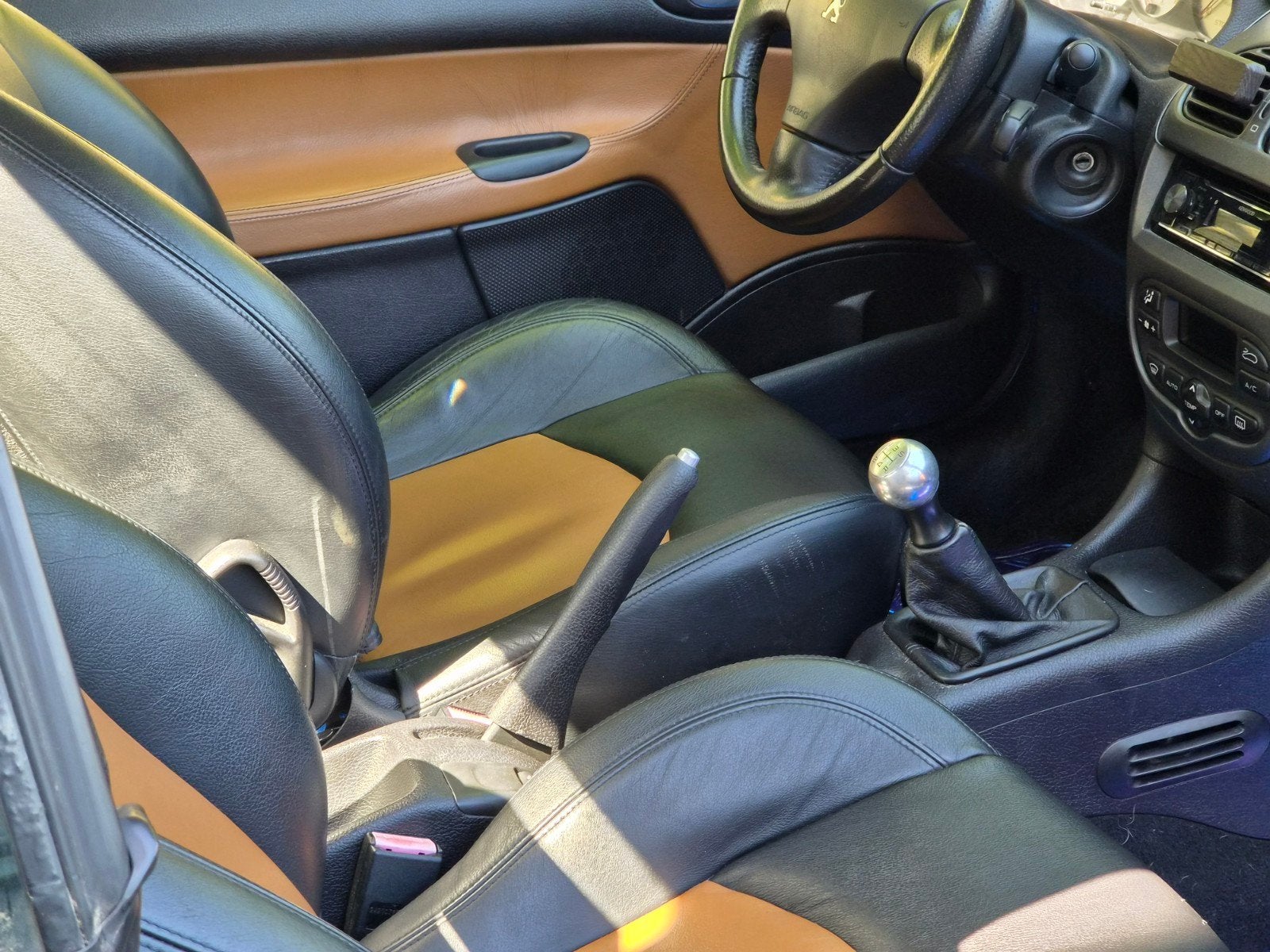 2005 Peugeot 206 CC 1.6i Met 120.577dkm, Auto's, Peugeot, 4 zetels, 4 cilinders, Cabriolet, Blauw
