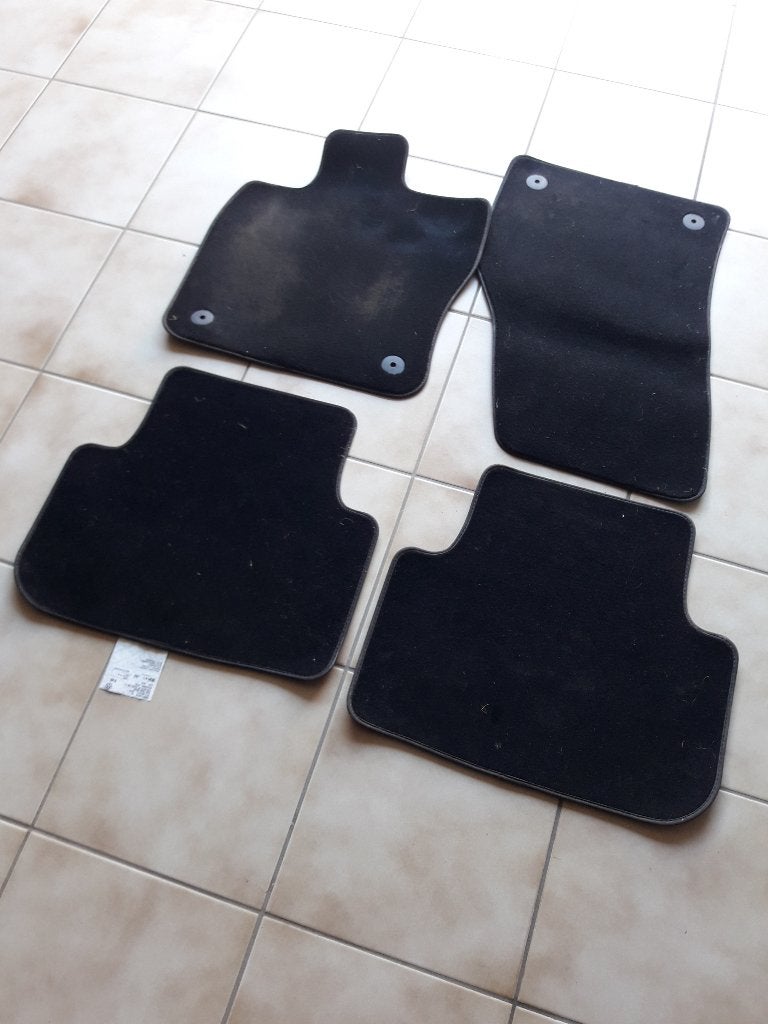 tapis de sol voiture, Ophalen