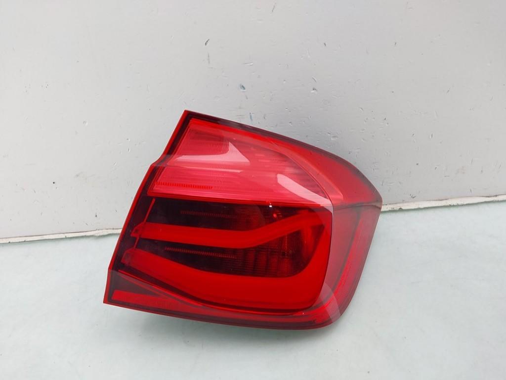 FEU ARRIÈRE DROIT BMW 3 serie (F30) (01-2011/10-2018), Autos : Pièces & Accessoires, Utilisé, BMW, Petuelring 130
80809  München, DE