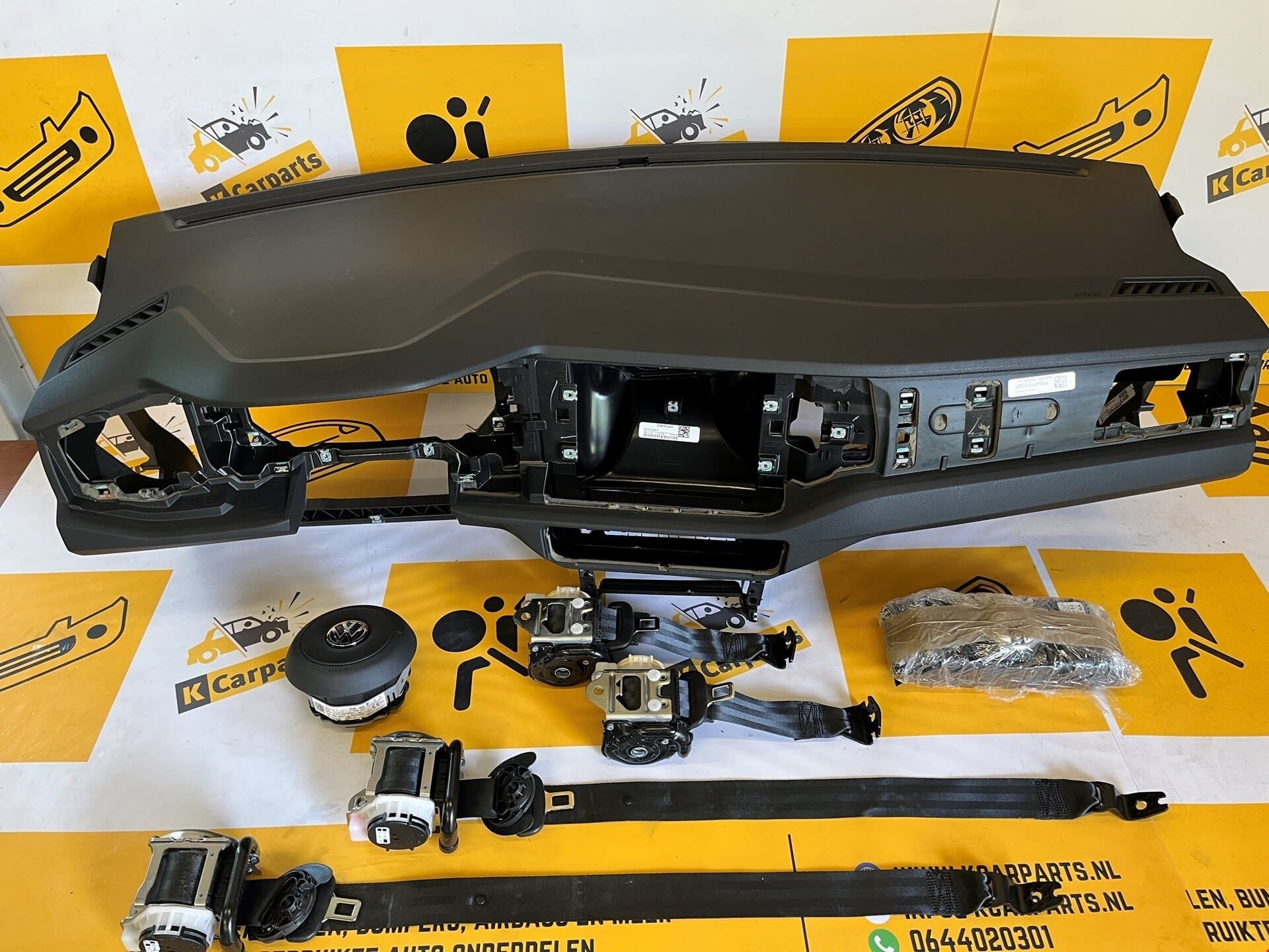 Airbag set Volkswagen polo 2G GTI R-Line 2017-2022 Dashboard, Auto-onderdelen, Info@fabrikant.eu, Fabrikant BV, Gebruikt, Fabrikantstraat 1
1000 AA  Amsterdam, NL