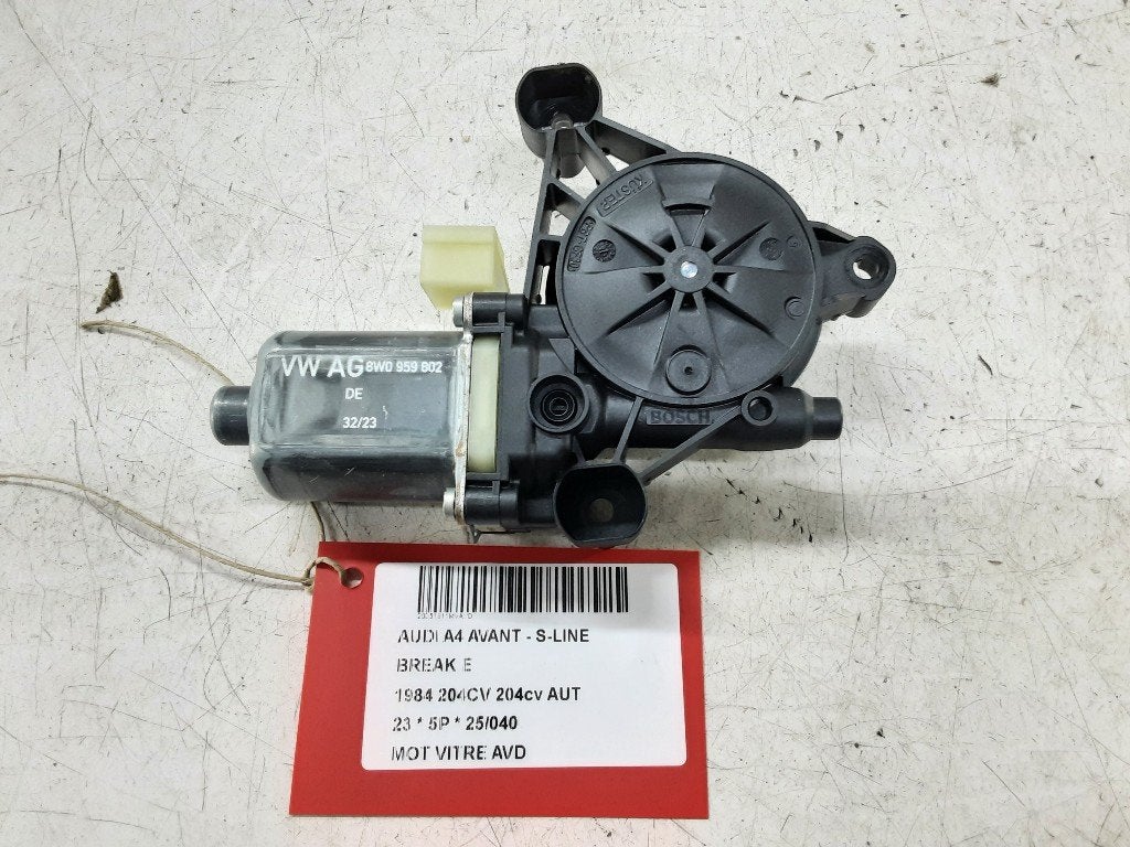 MOTEUR LEVE VITRE ELECTRIQUE AVANT DROIT Audi A4 Avant (B9), Autos : Pièces & Accessoires, Carrosserie & Tôlerie, Audi, Avant