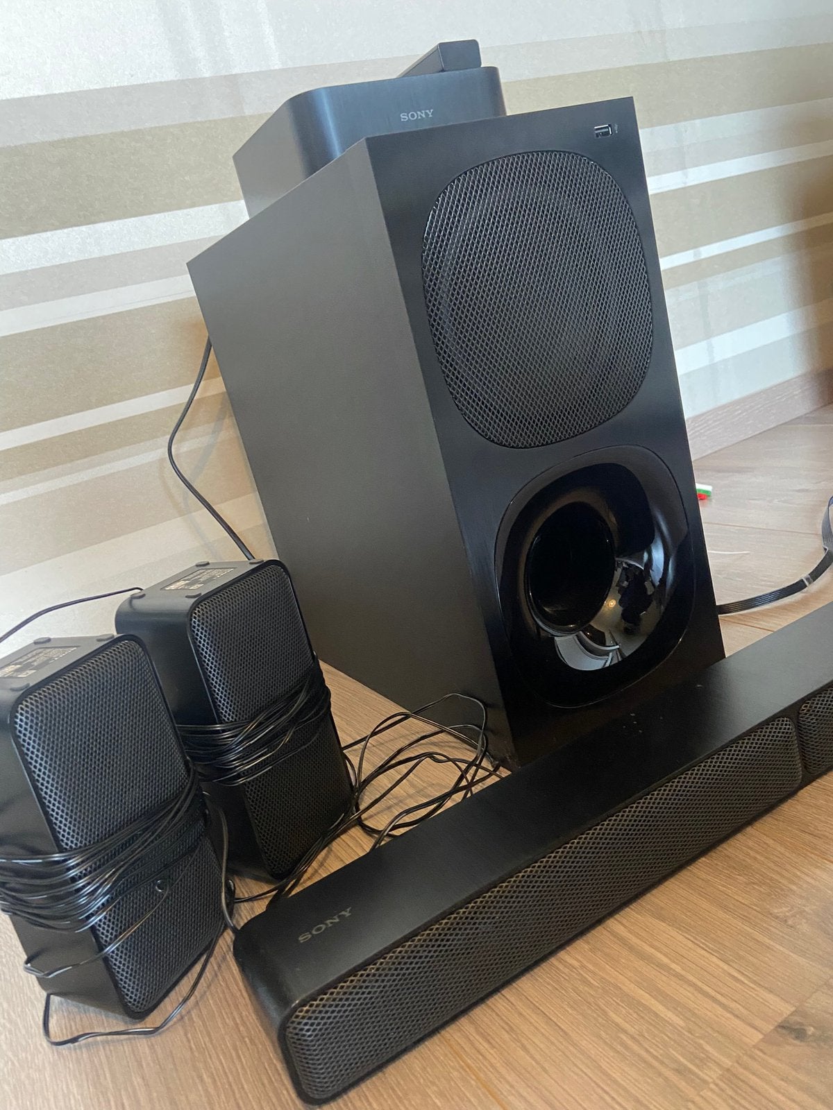 Sony doulbiseround, Audio, Tv en Foto, Ophalen, Zo goed als nieuw, Sony