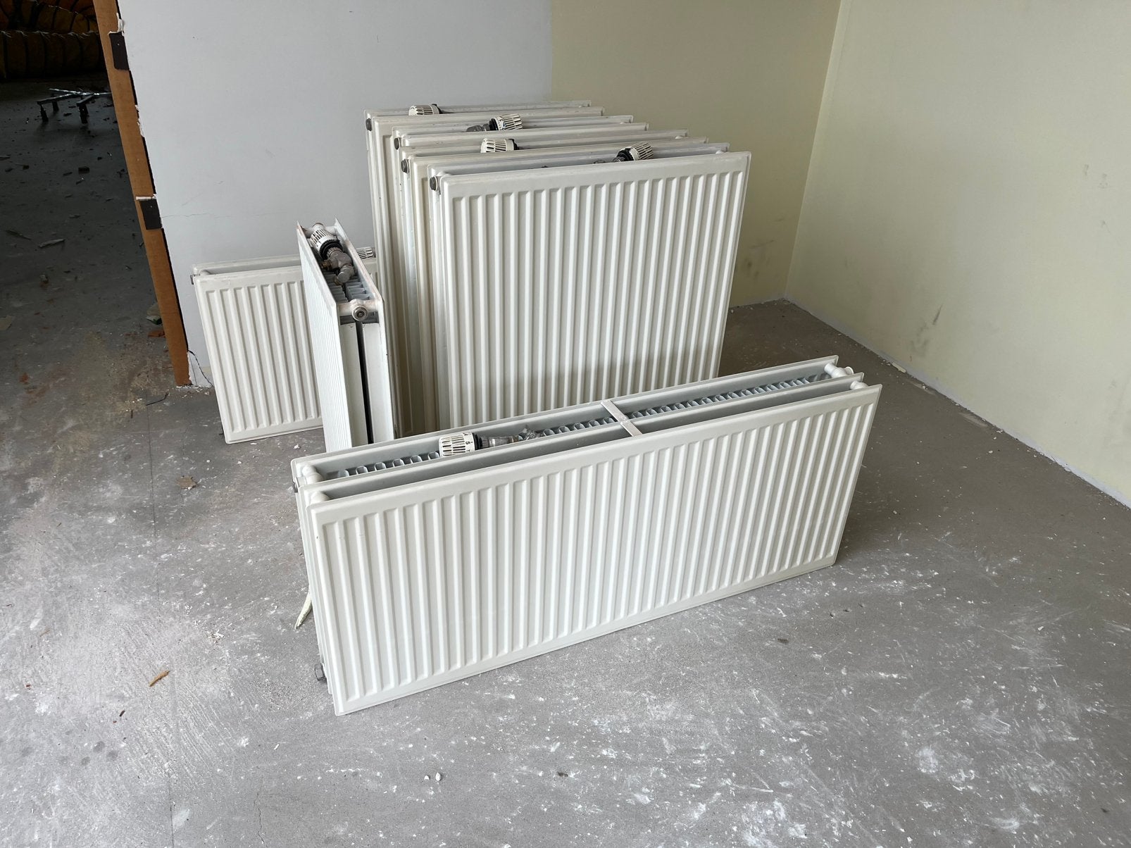 Radiator wit gelakt (6 stuks), Ophalen, Zo goed als nieuw, Radiator