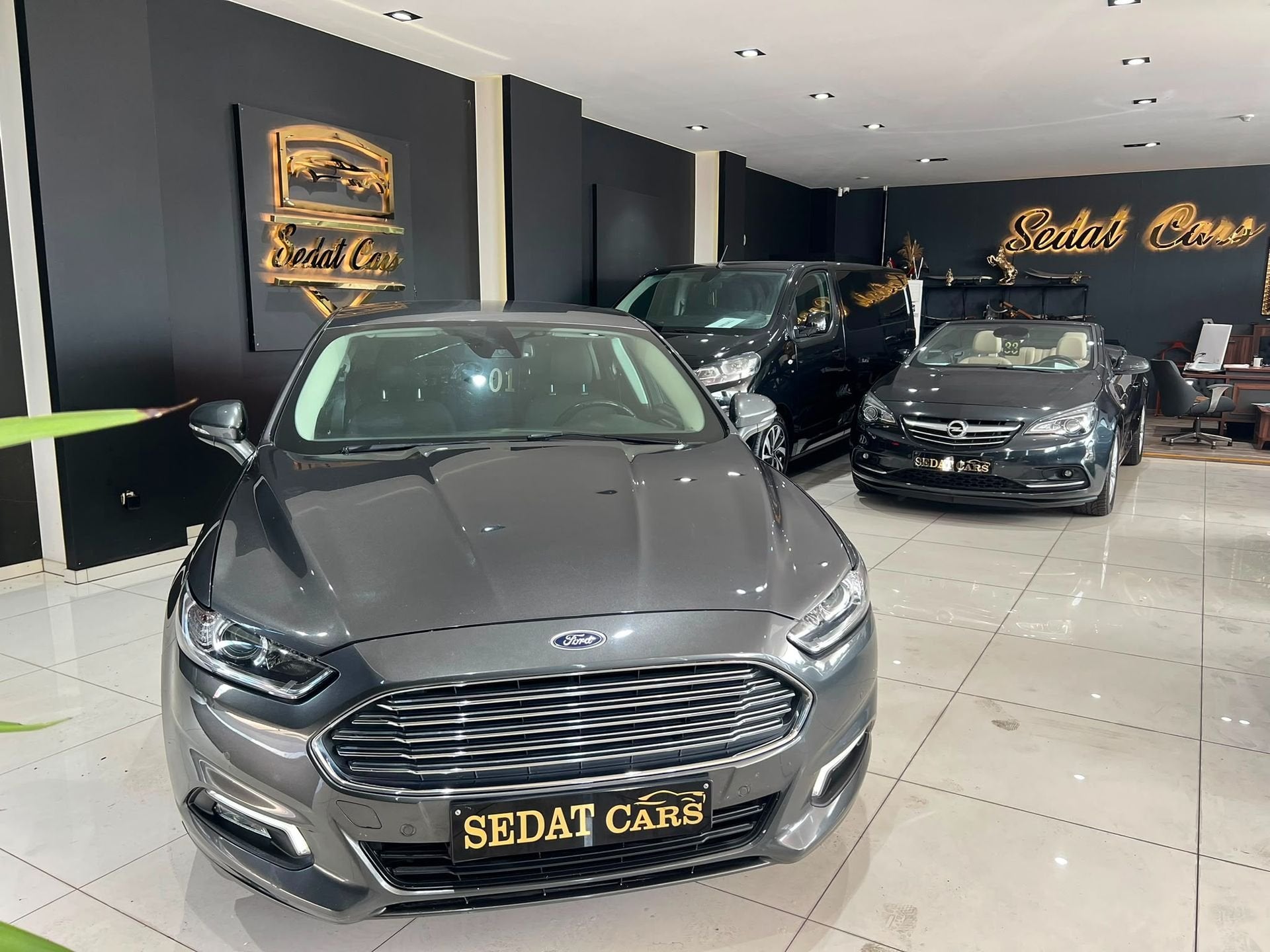 FORD MONDEO 1.5 BENZINE AUTOMAAT, Auto's, Ford, Stof, Euro 6, Mondeo, https://public.car-pass.be/vhr/dfea9635-489a-4db3-b8a4-caf28490c0b5