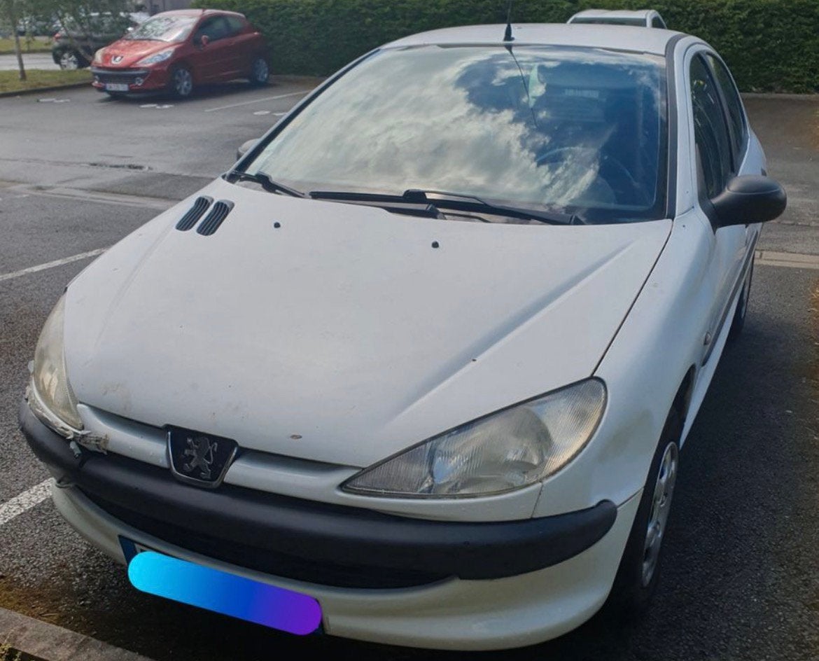 Peugeot 206 - 1.1 essence - 206 000 km - vehicule Français, Enlèvement, Peugeot