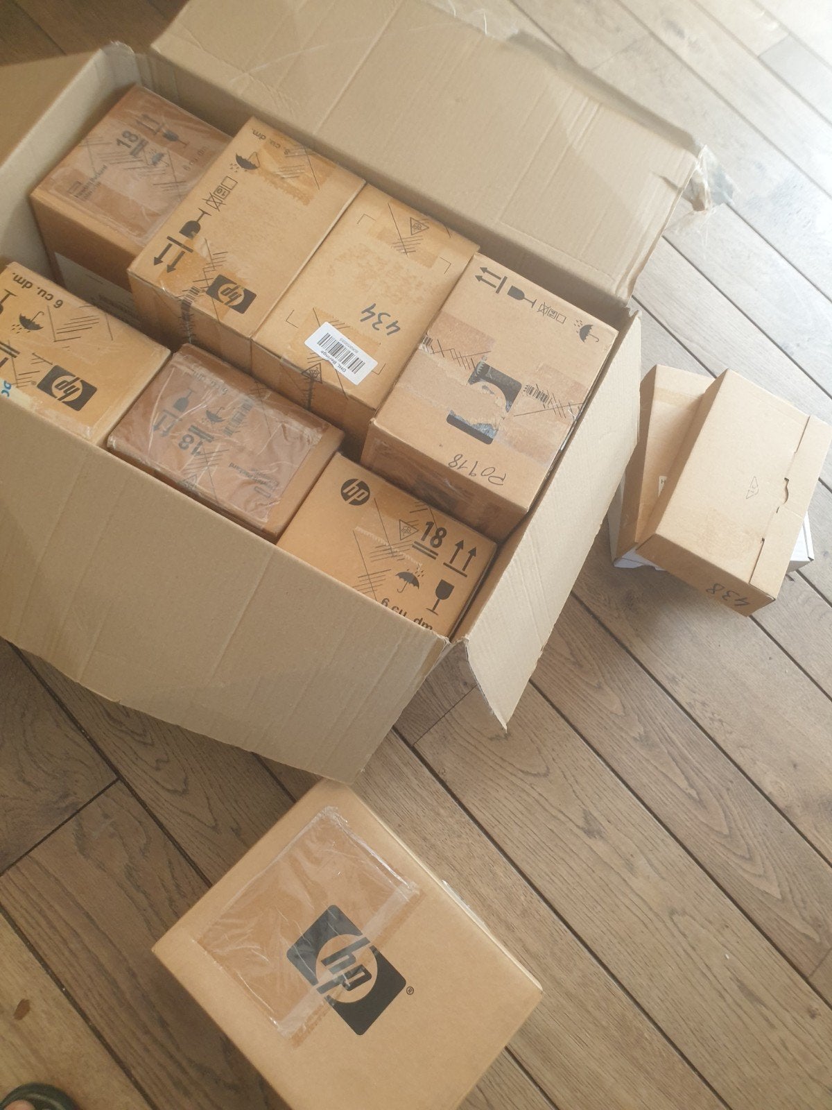 Lot : NEW SAS hot plug Server / storage Hard disc's, Computers en Software, Harde schijven, Intern, SAS, HDD, Nieuw