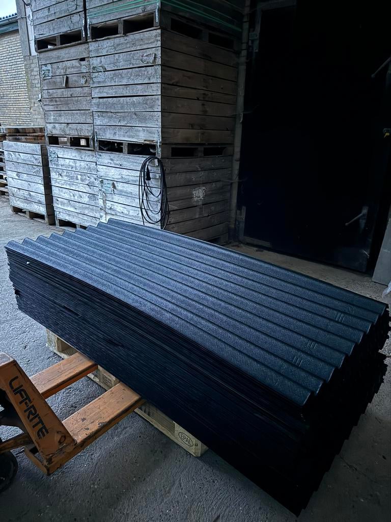 75 nieuwe zwarte bitumen golfplaten 200x86, Doe-het-zelf en Bouw, Ophalen, Nieuw