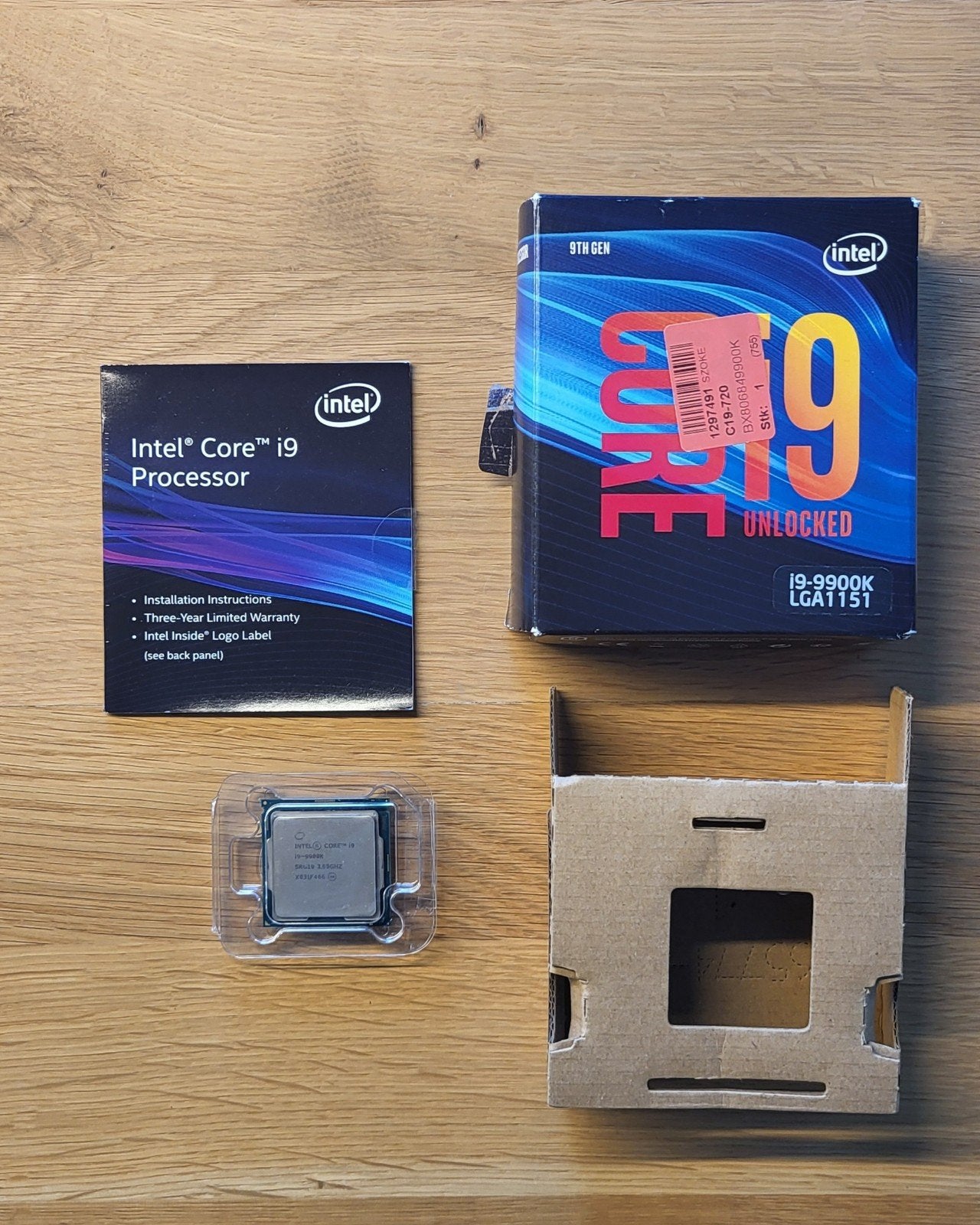 Processeur Intel Core I9 9900K état impeccable, Informatique & Logiciels, Enlèvement ou Envoi