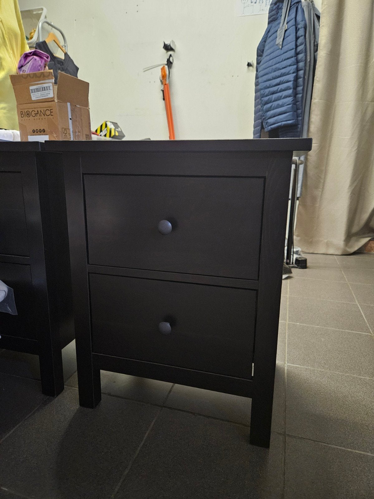 IKEA Hemnes nachtkastjes, Ophalen