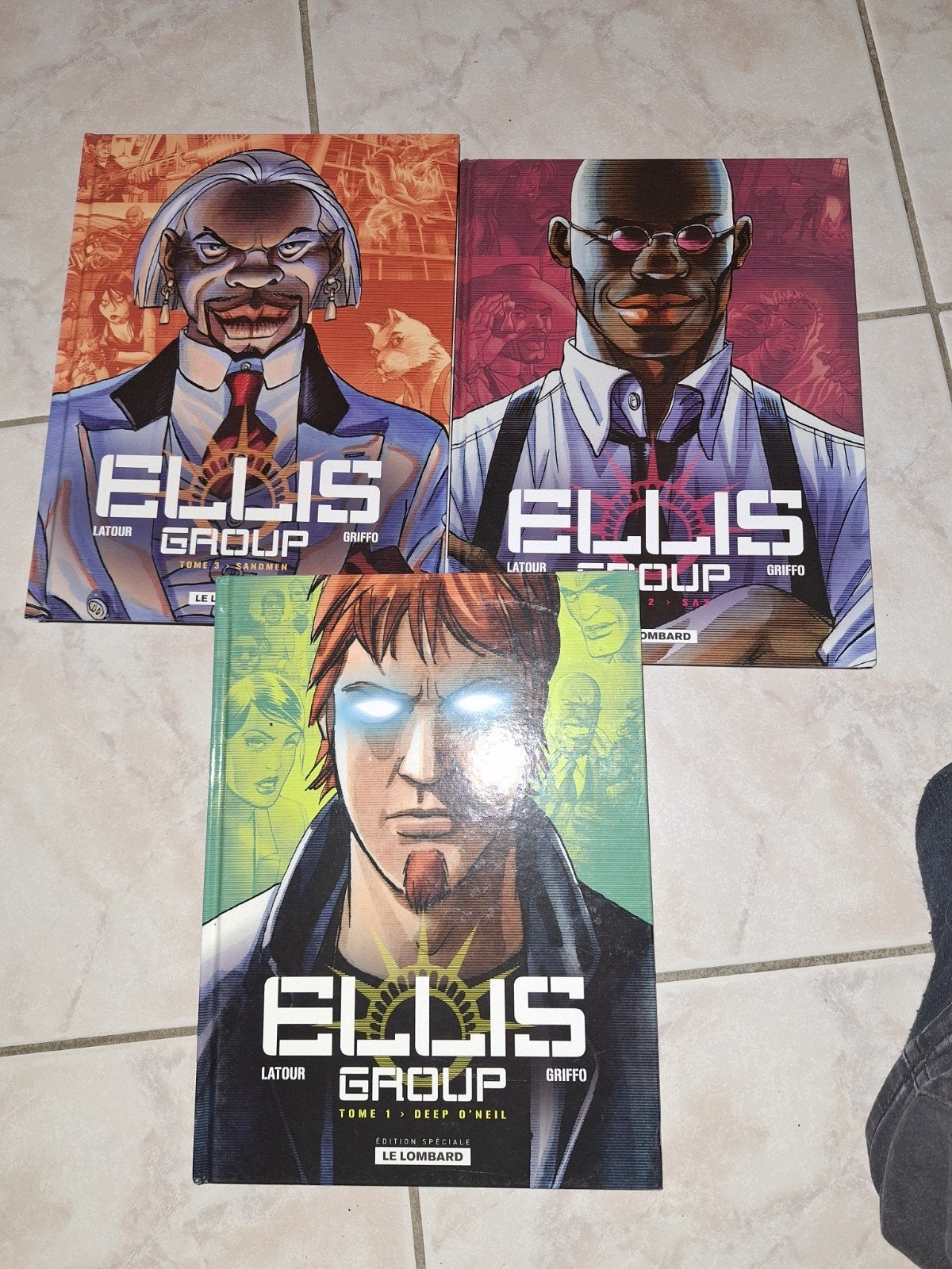 Lot de 2 Bd Ellis Group 1,2,3 Premières éditions pour 12€, Plusieurs BD, Enlèvement, Comme neuf