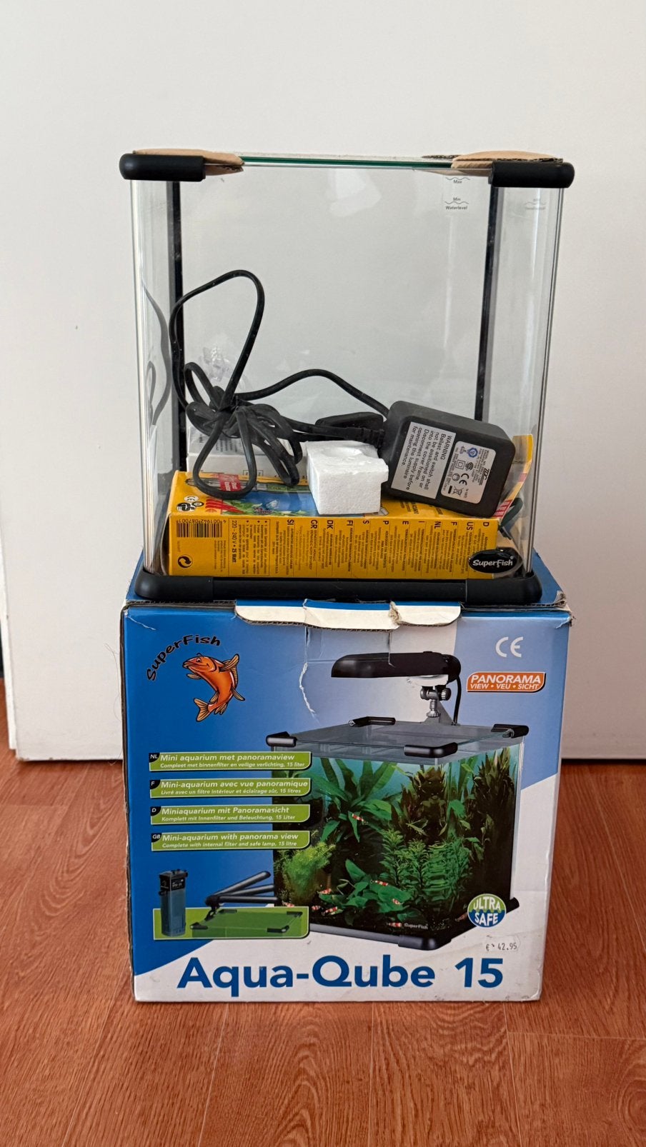 Kleine aquarium, Dieren en Toebehoren, Ophalen, Zo goed als nieuw
