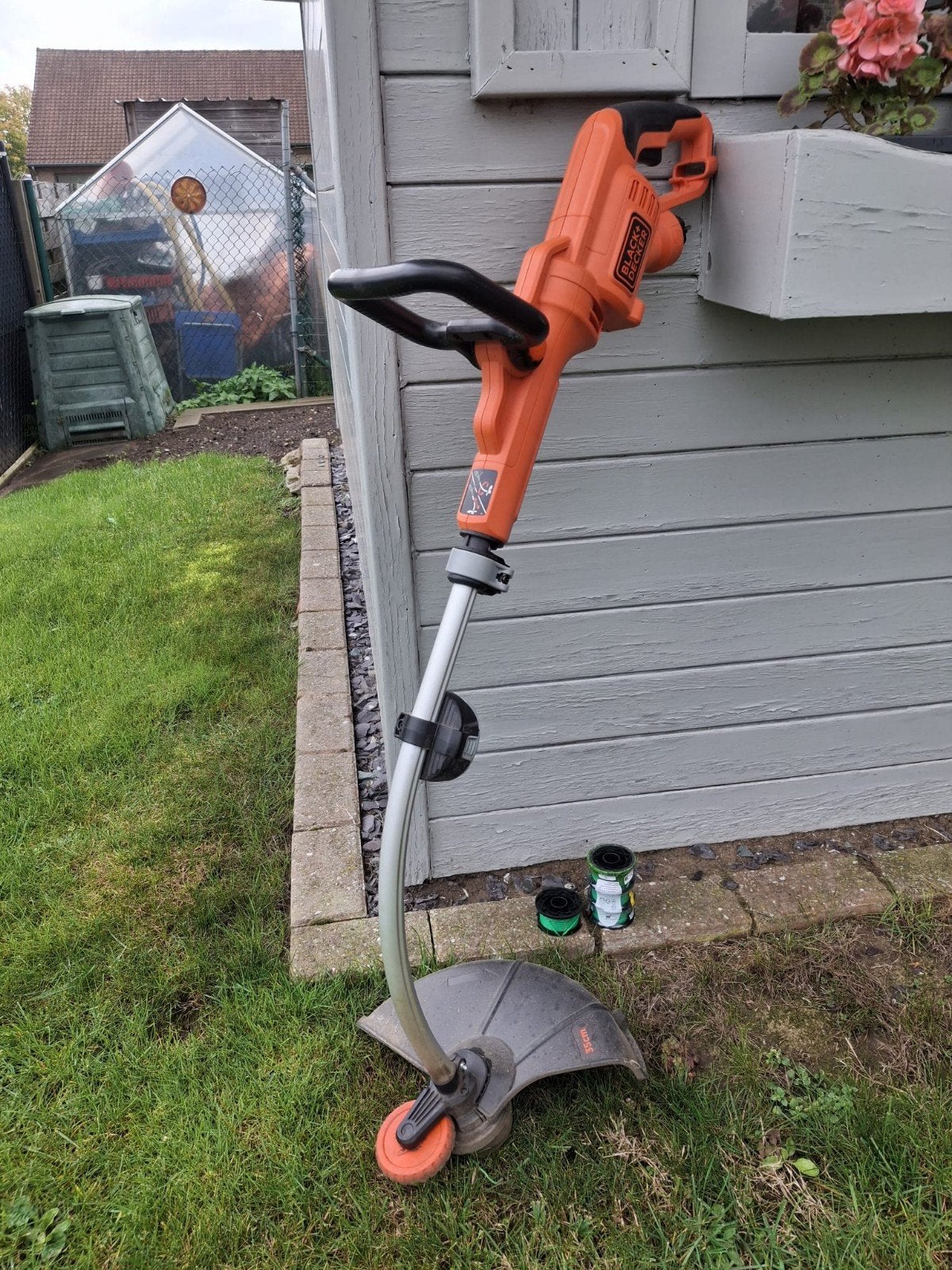 grastrimmer, Tuin en Terras, Ophalen, Black&Dekker, Zo goed als nieuw, 30 tot 50 cm