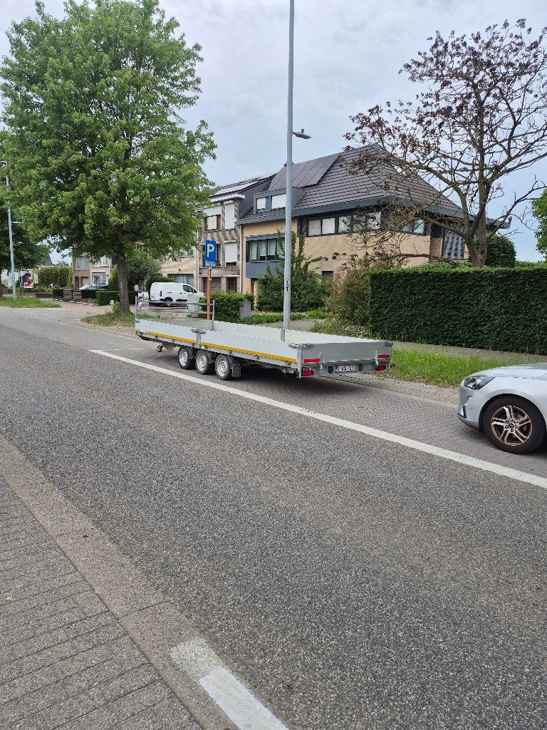 Aanhangwagen, Ophalen, Zo goed als nieuw