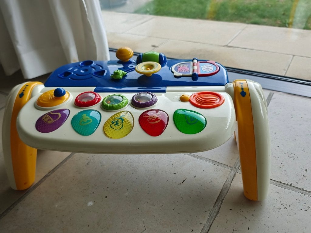 activiteiten tafel, Ophalen, Zo goed als nieuw