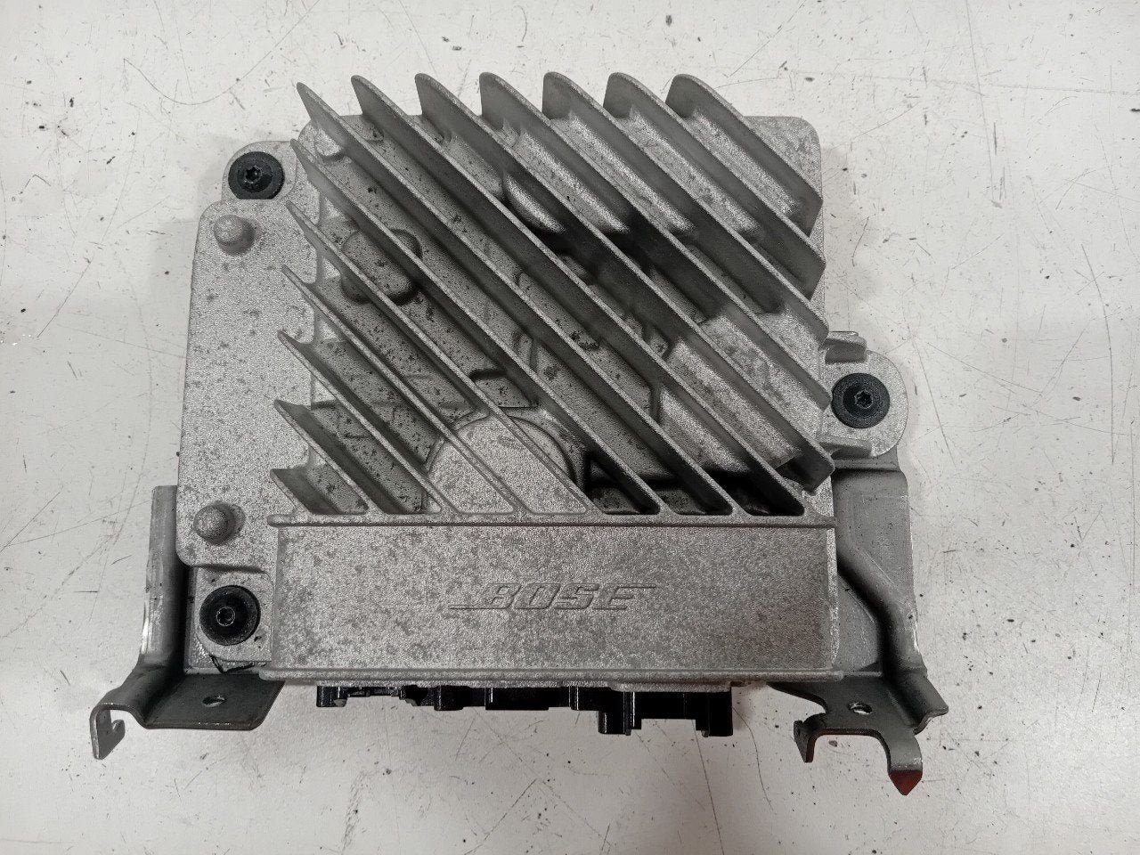 Versterker Renault Scénic, Auto diversen, Autoradio's, Ophalen of Verzenden, Van der Ven Autorecycling B.V., Onderdelen@venauto.nl