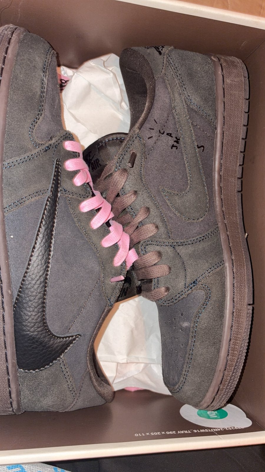 Travis Scott, Enlèvement, Comme neuf