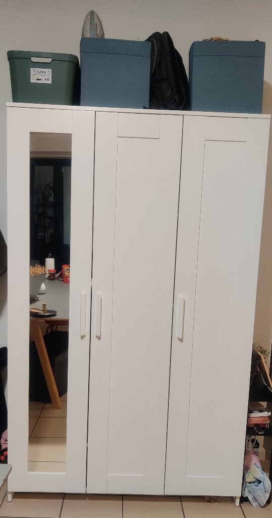BRIMNES Kledingkast met 3 deuren, wit, Ophalen, Met deur(en), 100 tot 150 cm, Zo goed als nieuw