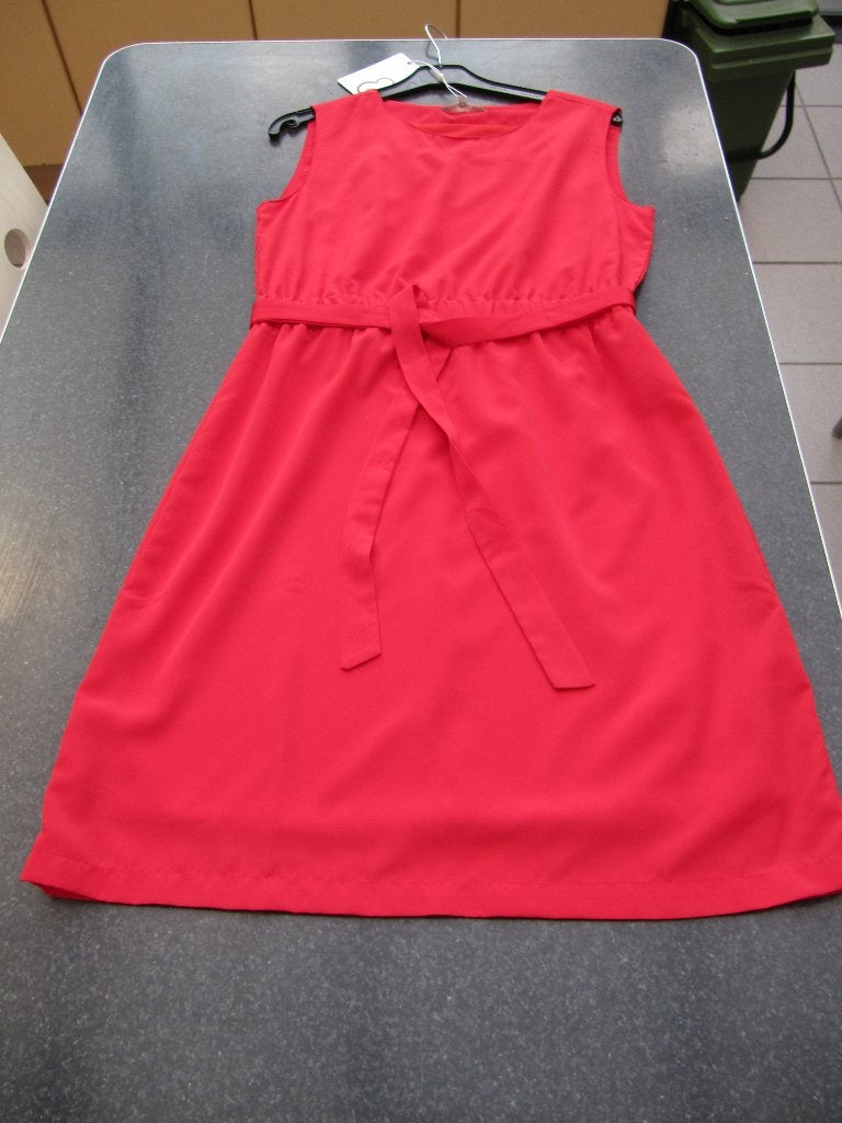 jurk nieuw rood Mint & Berry medium zonder mouw, Kleding | Dames, Jurken, Maat 38/40 (M), Nieuw, Ophalen of Verzenden, Mint & Berry