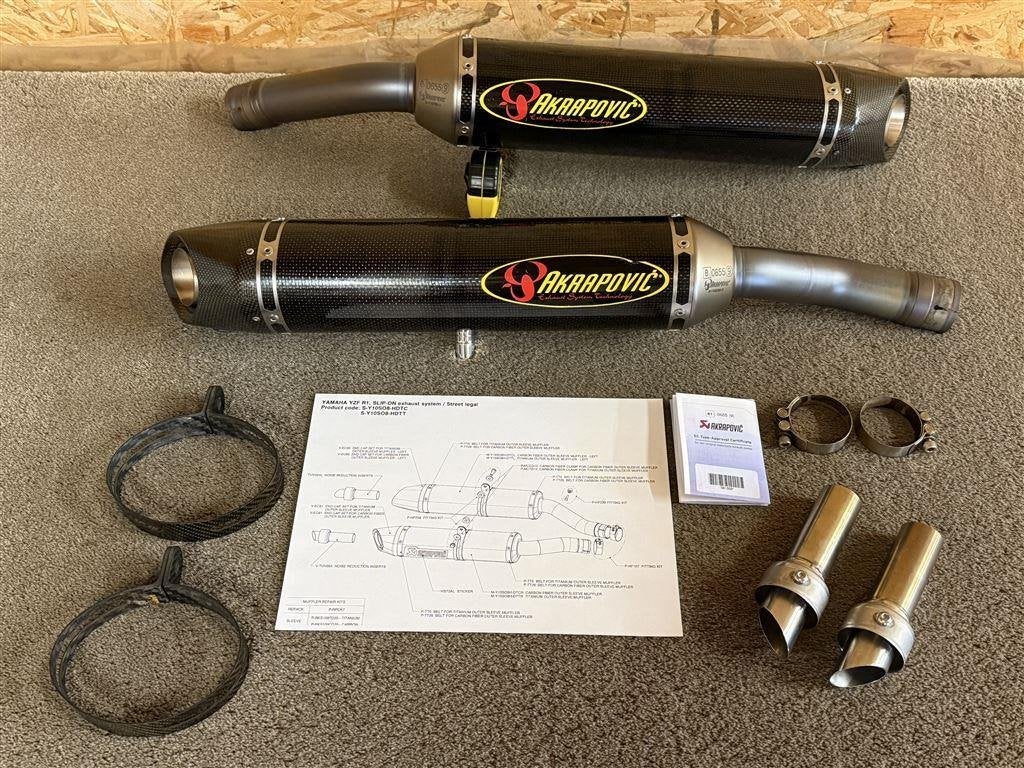 Akrapovic uitlaten dempers Yamaha YZF-R1 YZFR1 R1 07-08 RN19, Motoren, Onderdelen | Yamaha, Verzenden, Gebruikt