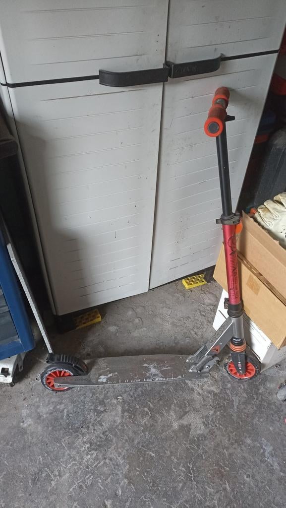 Step & BMX, Fietsen en Brommers, Fietsen | Crossfietsen en BMX, Gebruikt, Minder dan 16 inch, Staal, Stuur 360° draaibaar, V-brakes