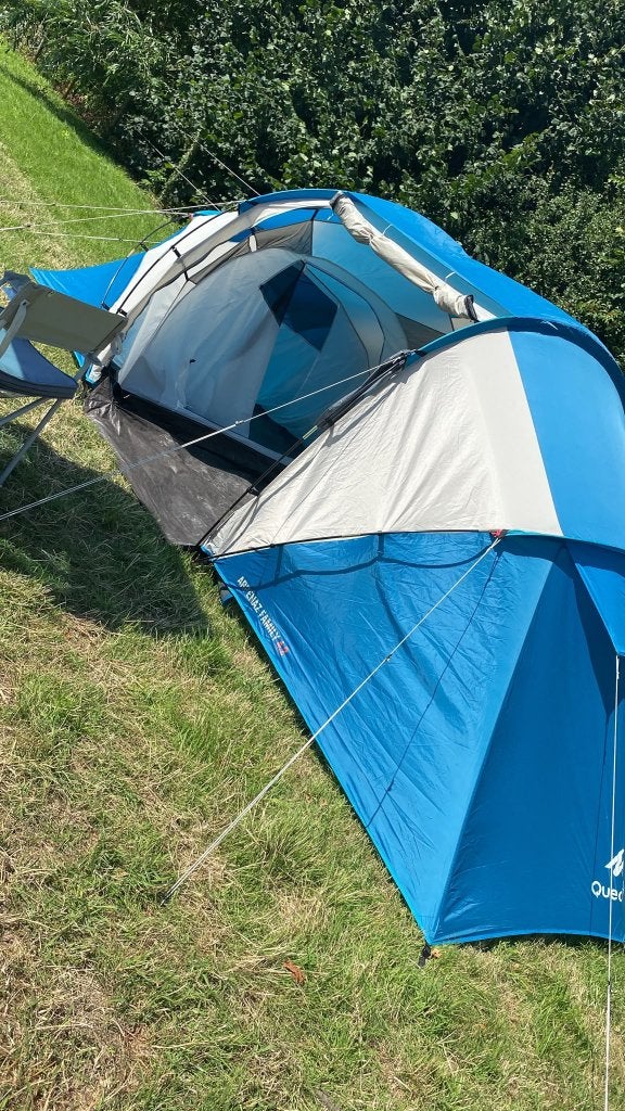 Tent Quechua Arpenaz 4.2 (GERESERVEERD), Caravans en Kamperen, Ophalen, Tot en met 2