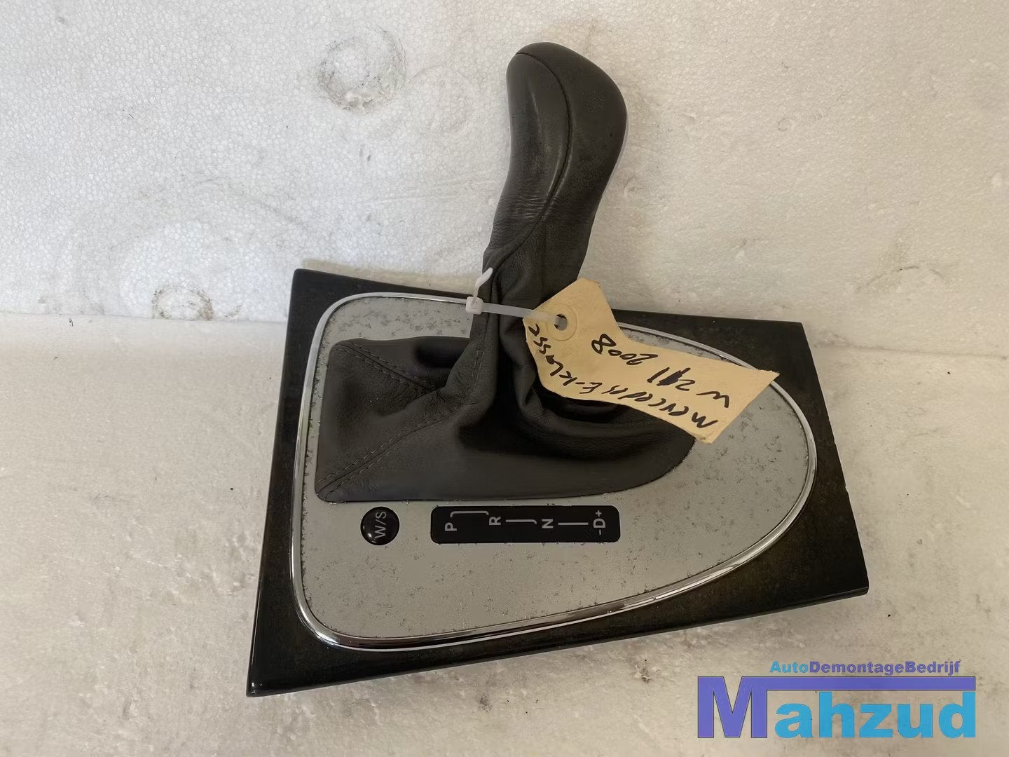 MERCEDES E KLASSE W211 Pookhoes pookknop A2115420126, Autos : Pièces & Accessoires, Mercedes-Benz AG, Mercedes-Benz, Utilisé, Mercedesstrasse 120
70372  Stuttgart, DE